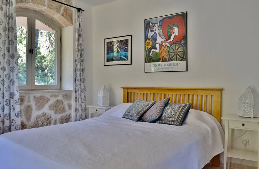 Secluded Detached Stone Villa