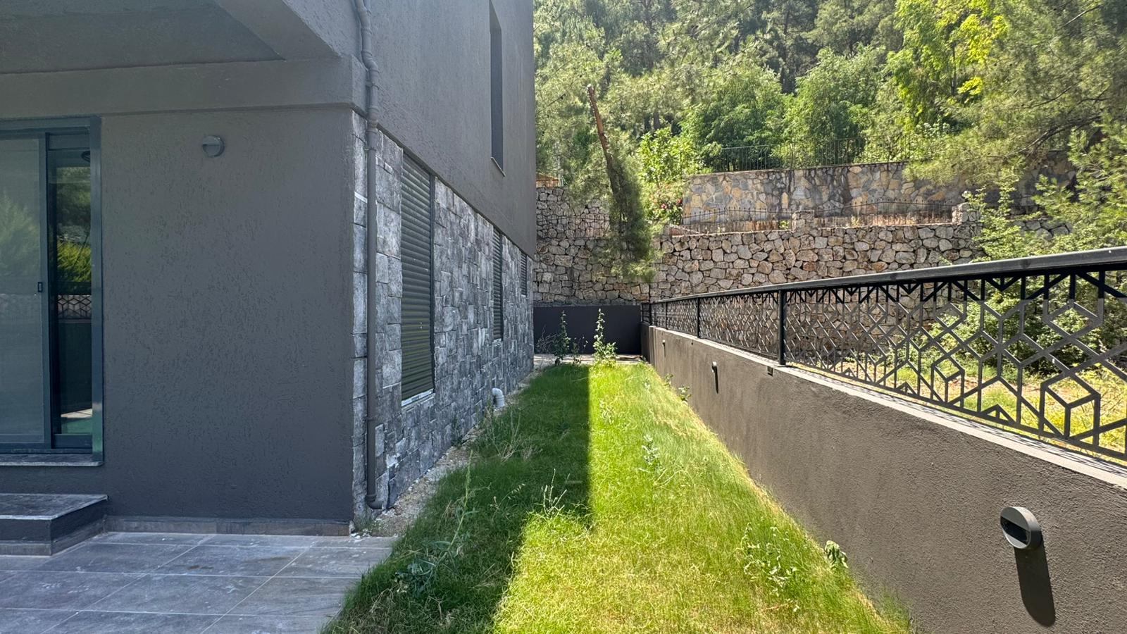 Brand New Luxury Villas