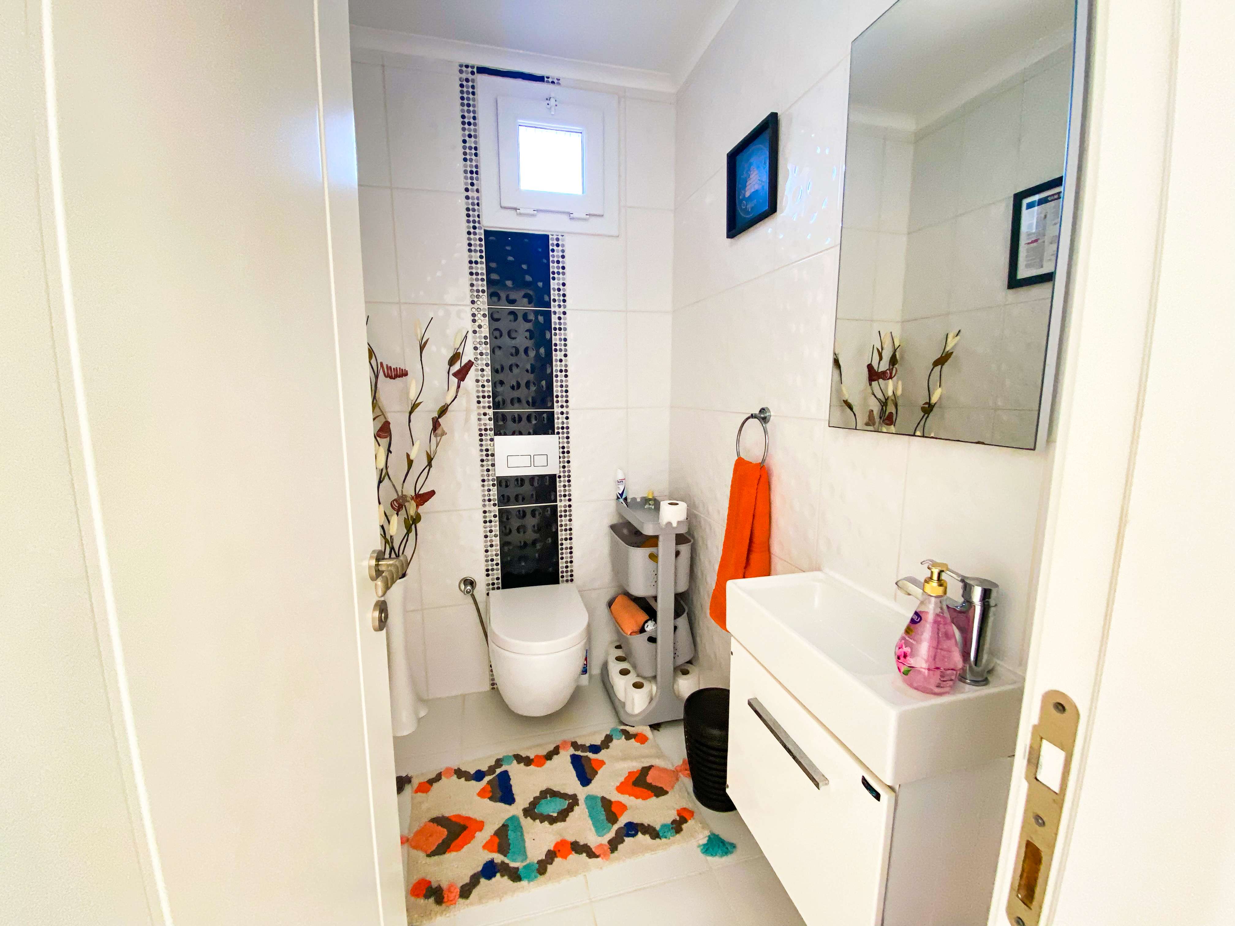 Modern Mountain View Villa