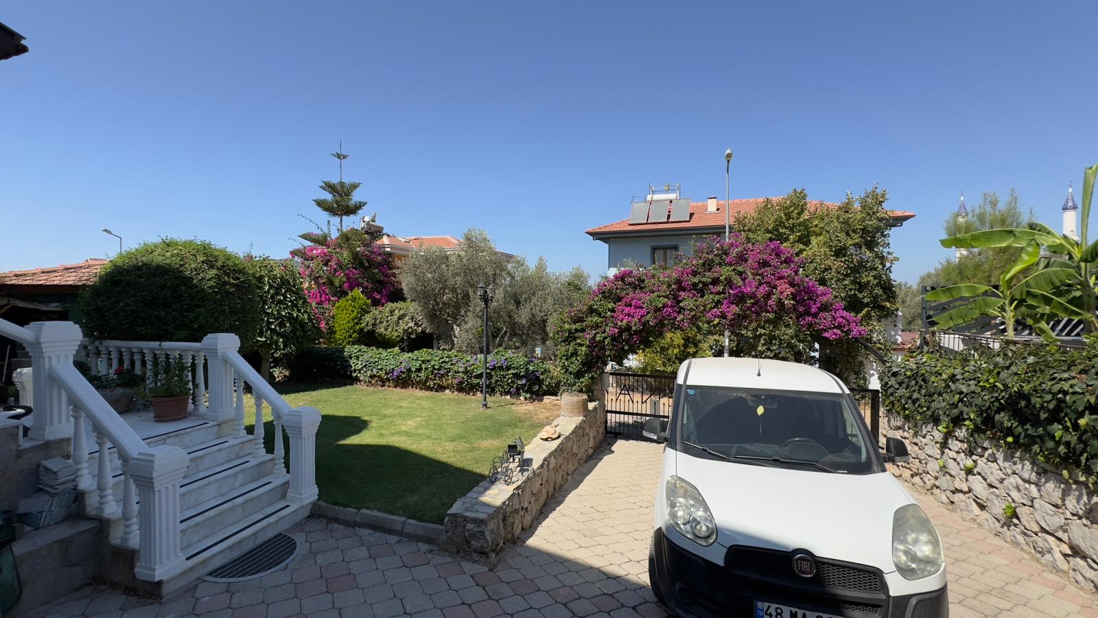 Superb Contemporary Villa in Ovacik