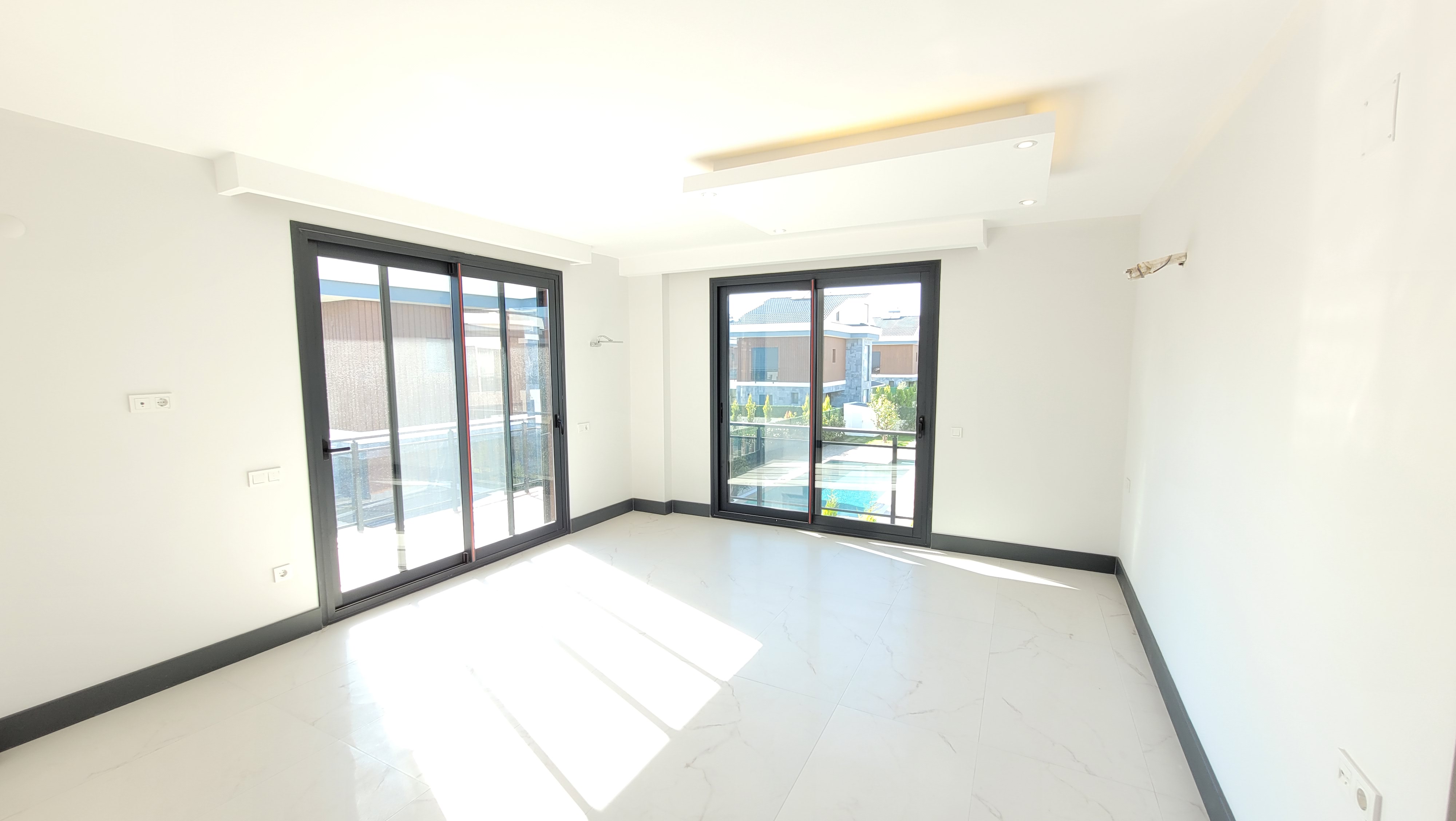 New Luxury Villas in Calis