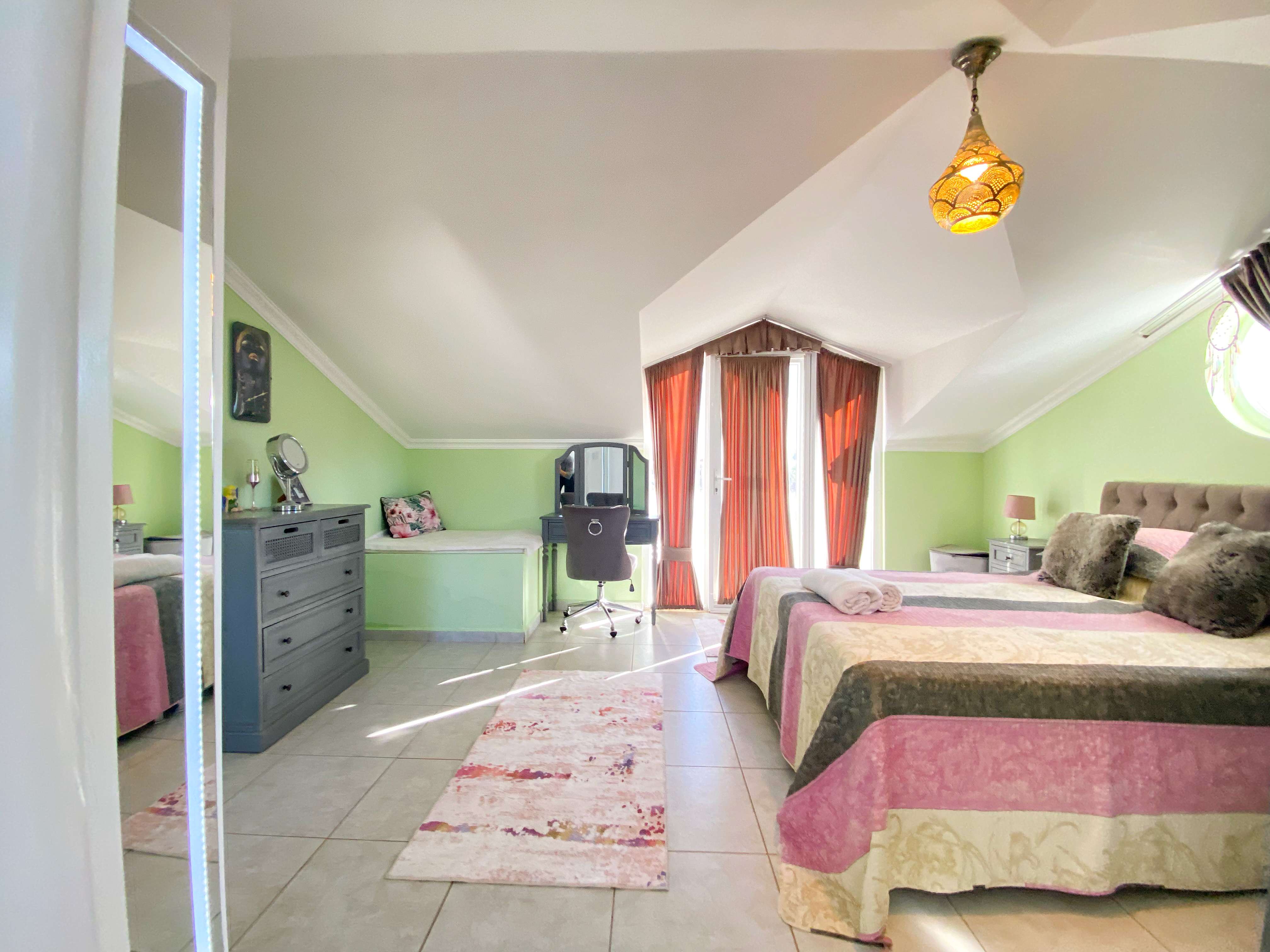 Modern Mountain View Villa