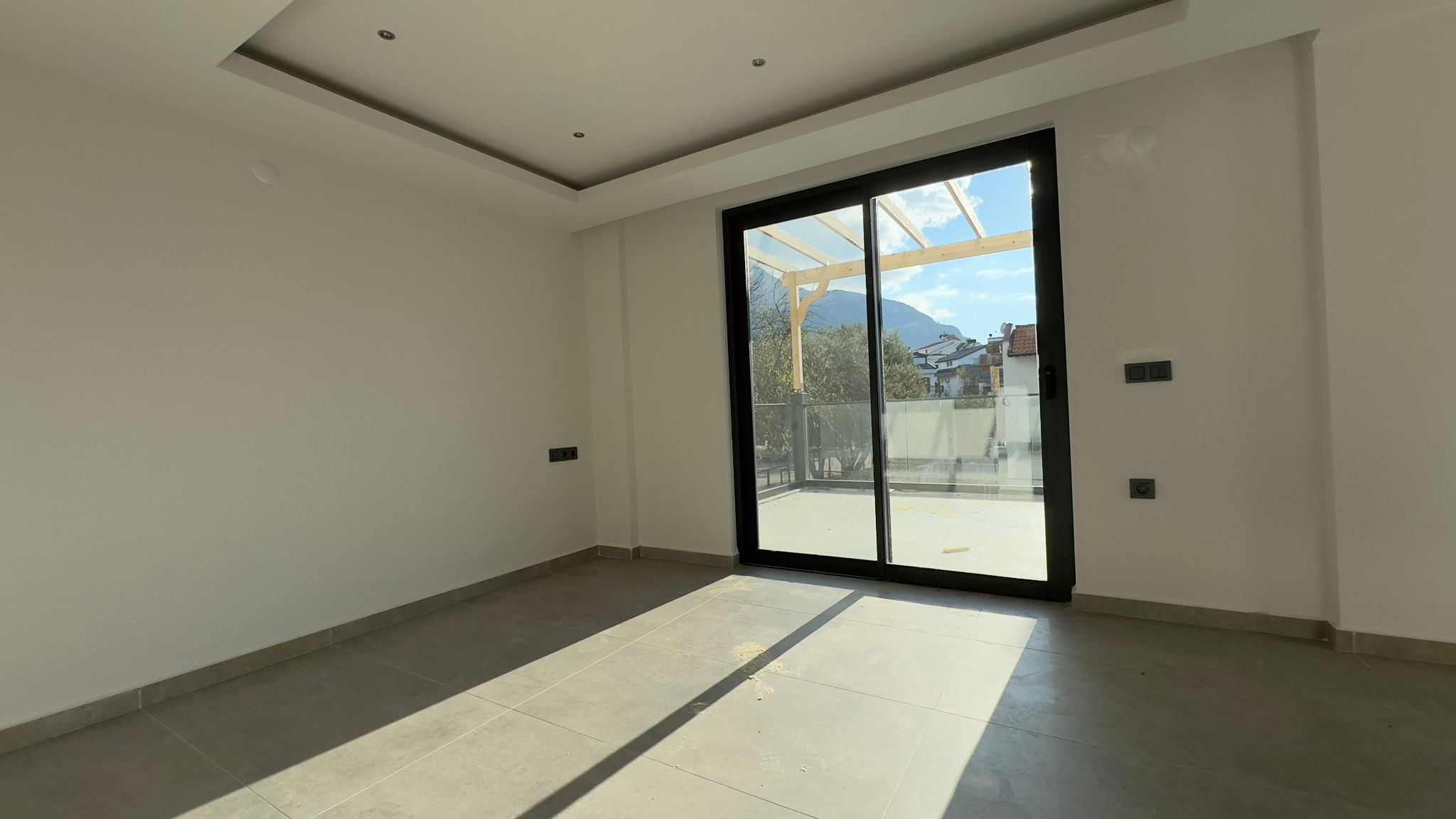 New Luxury Mountain View Villa