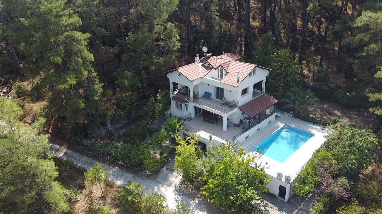 Unique Detached Villa in Uzumlu