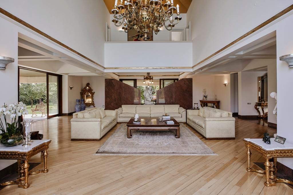 Stunning Contemporary Mansion For Sale In Istanbul