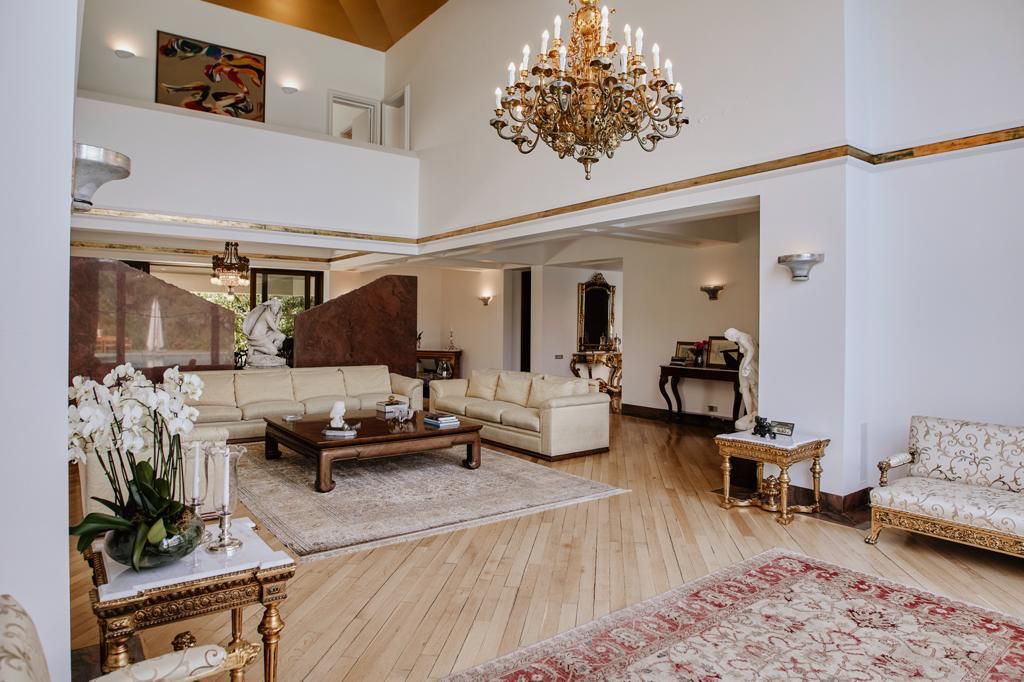 Stunning Contemporary Mansion For Sale In Istanbul