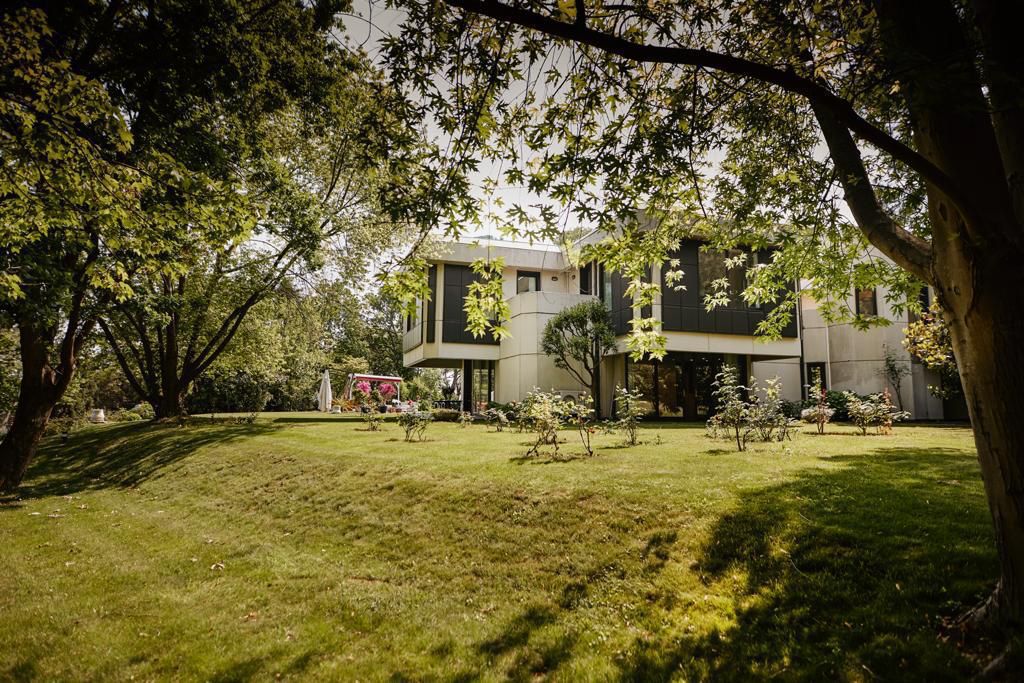 Stunning Contemporary Mansion For Sale In Istanbul