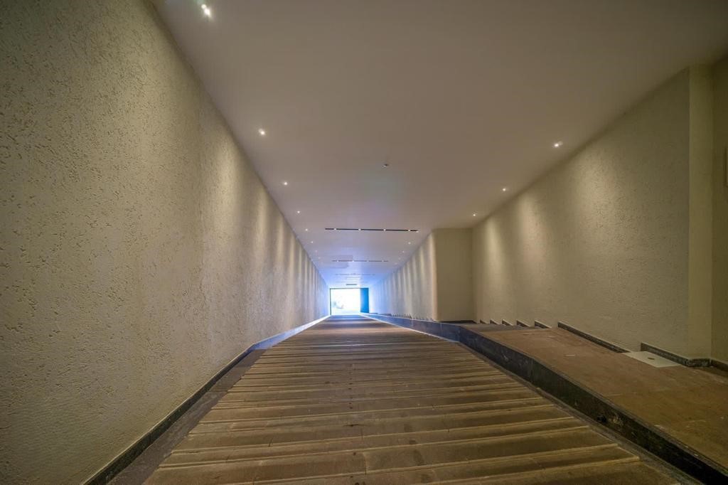 Excellent Luxury Sea-View Villa