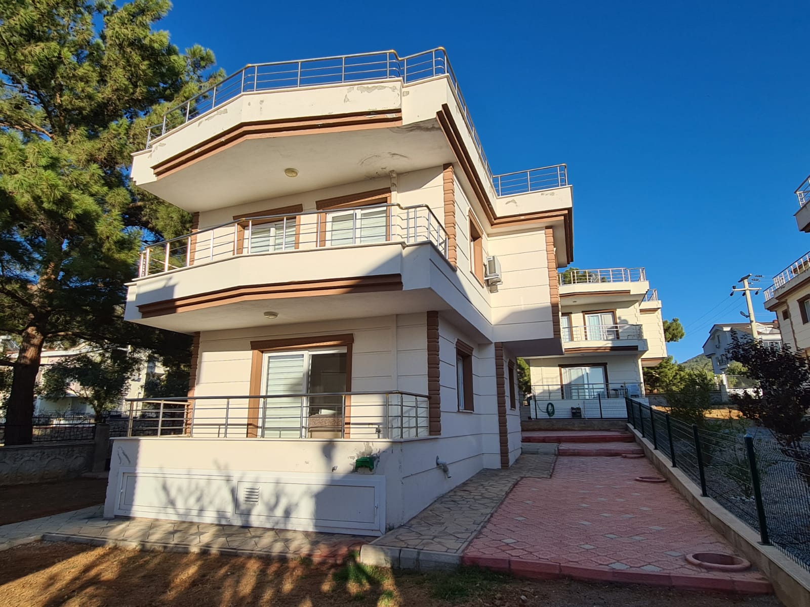 Spacious Detached Villa in Akbuk