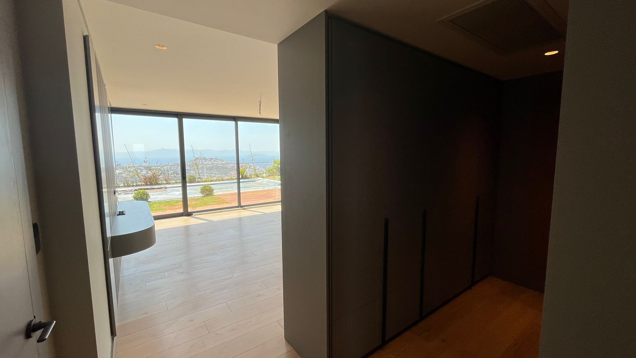 Modern Low-Level Villas in Yalikavak