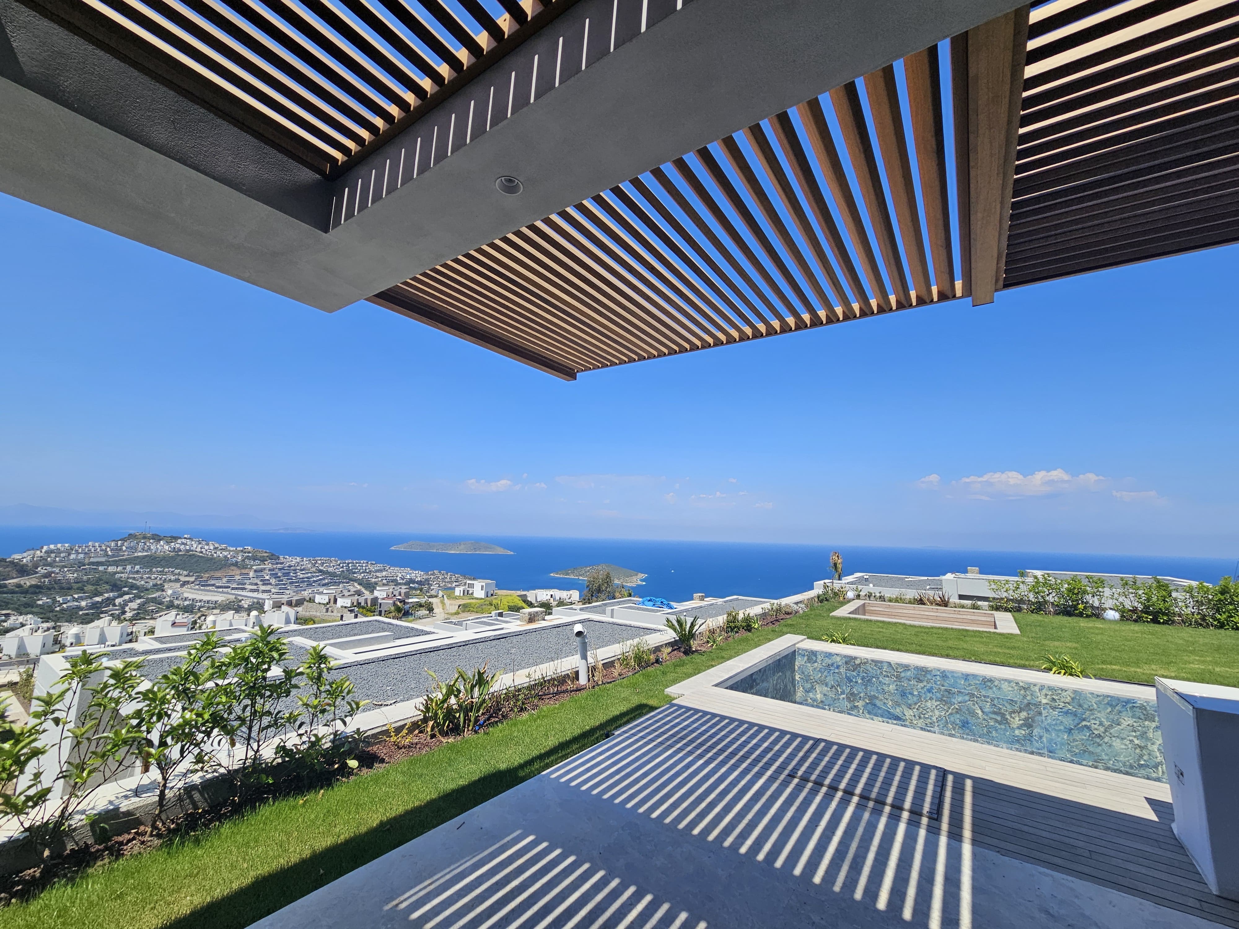 Modern Low-Level Villas in Yalikavak