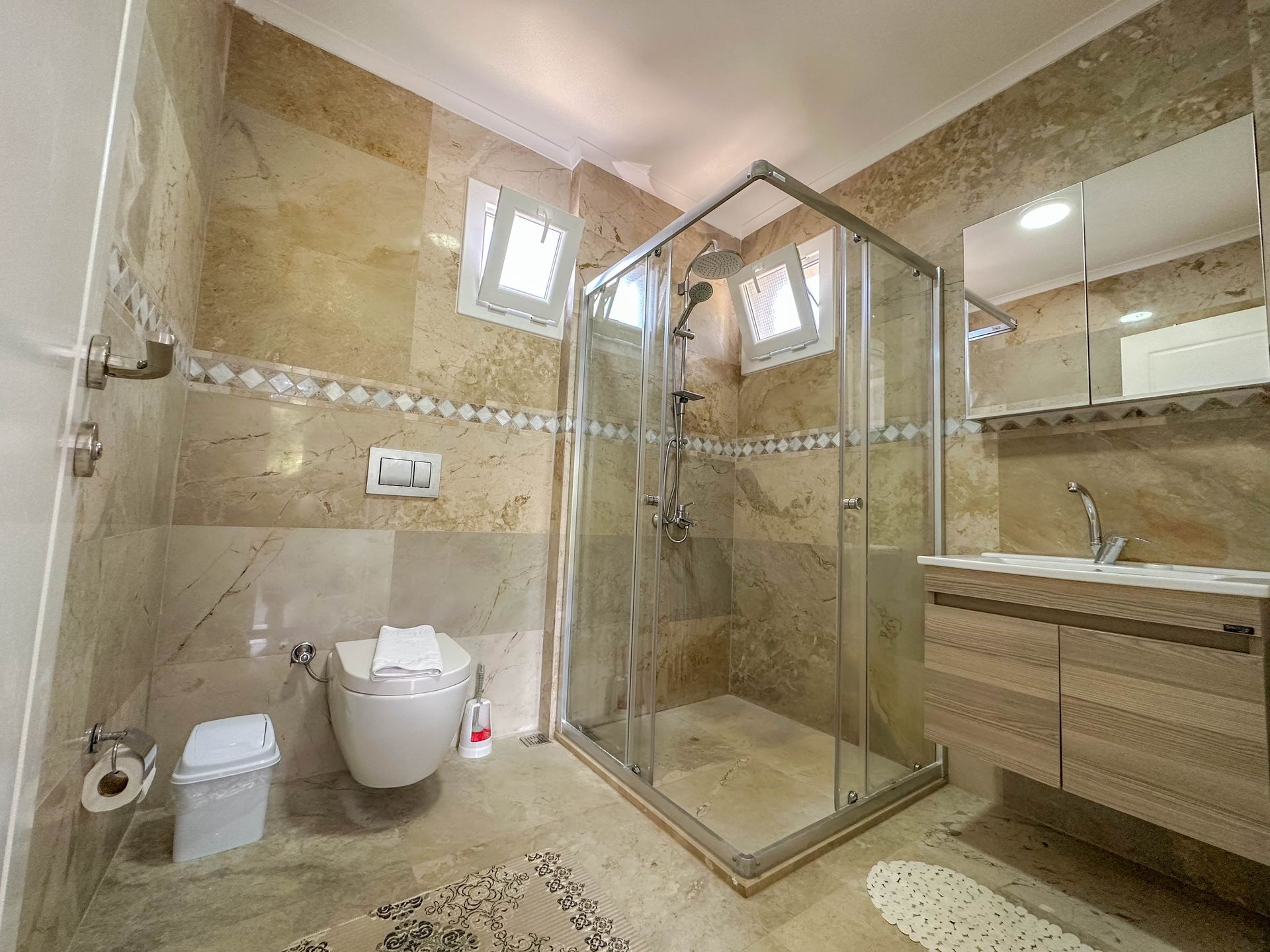 Detached Villa near Mendos Mountains