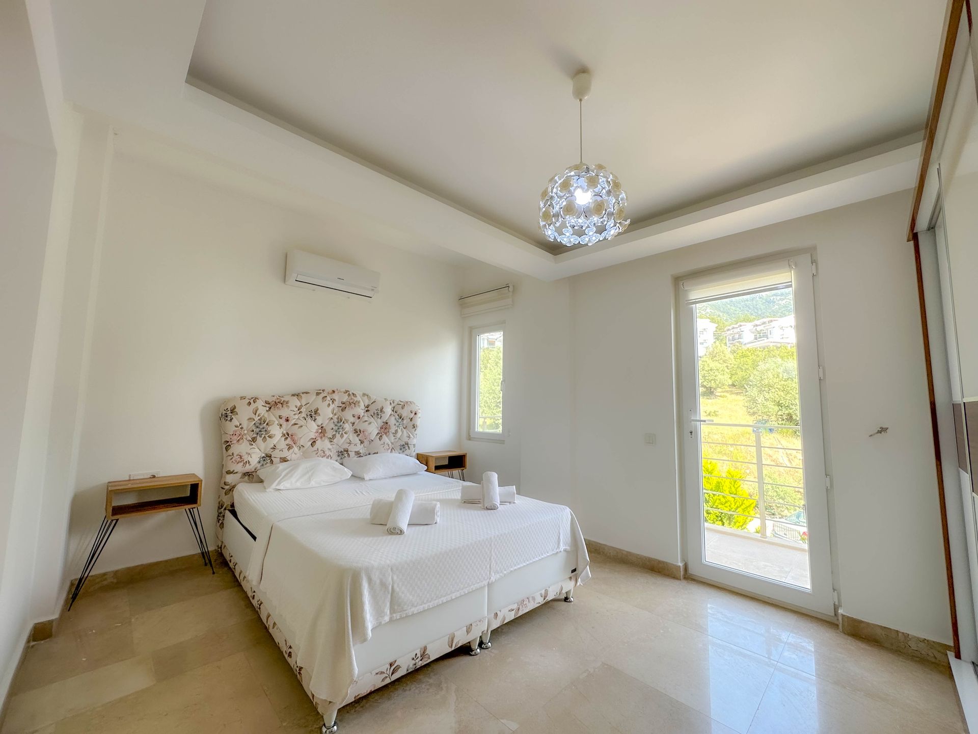 Detached Villa near Mendos Mountains