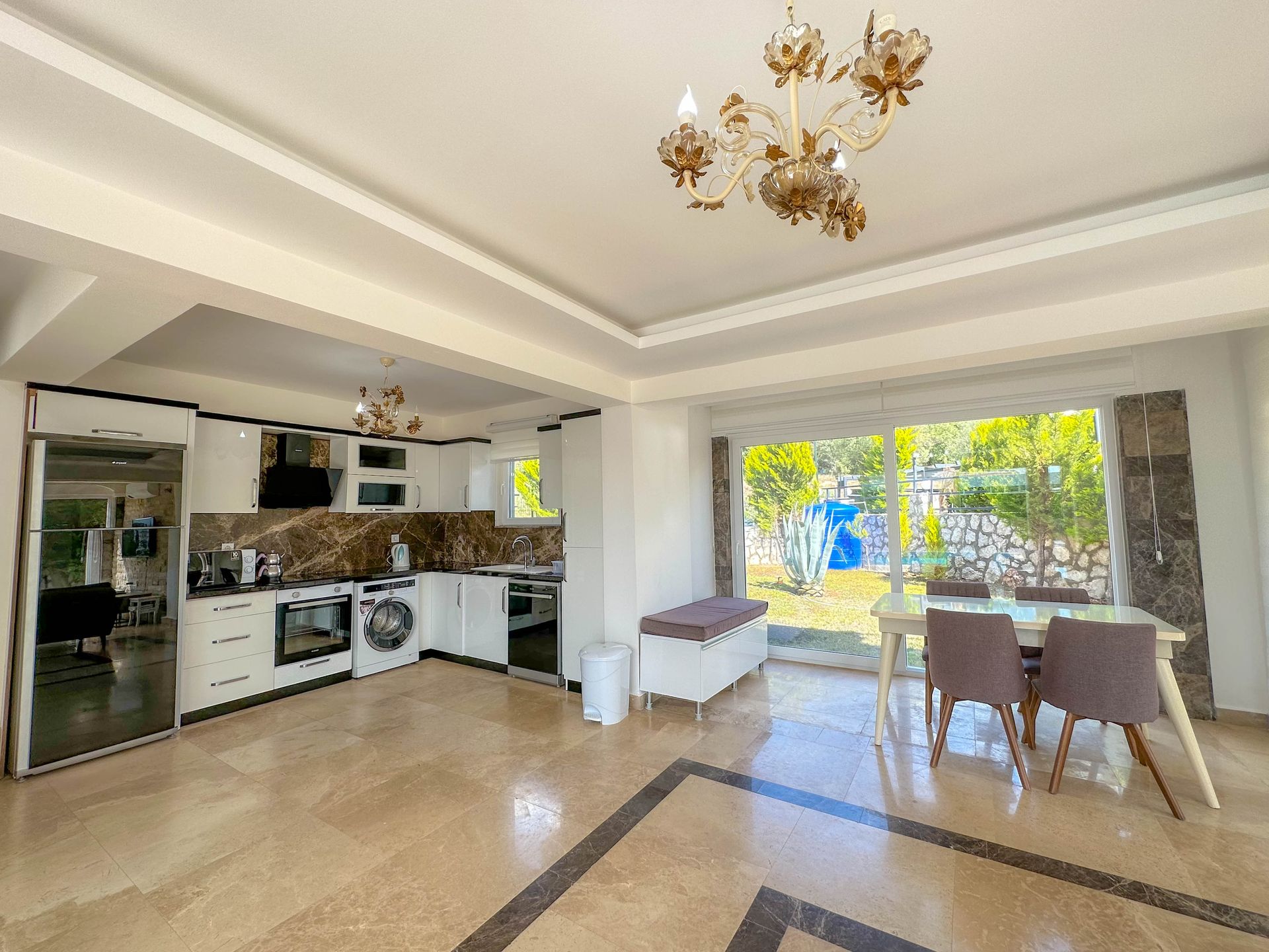 Detached Villa near Mendos Mountains