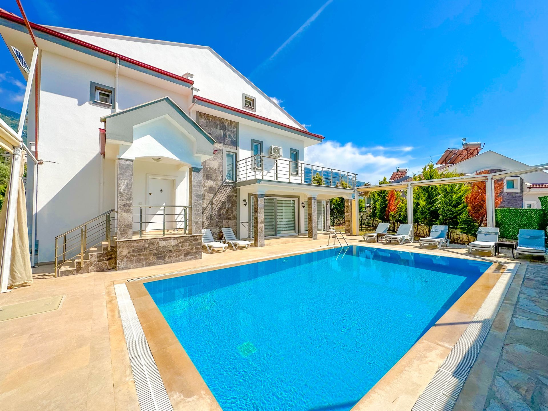 Detached Villa near Mendos Mountains