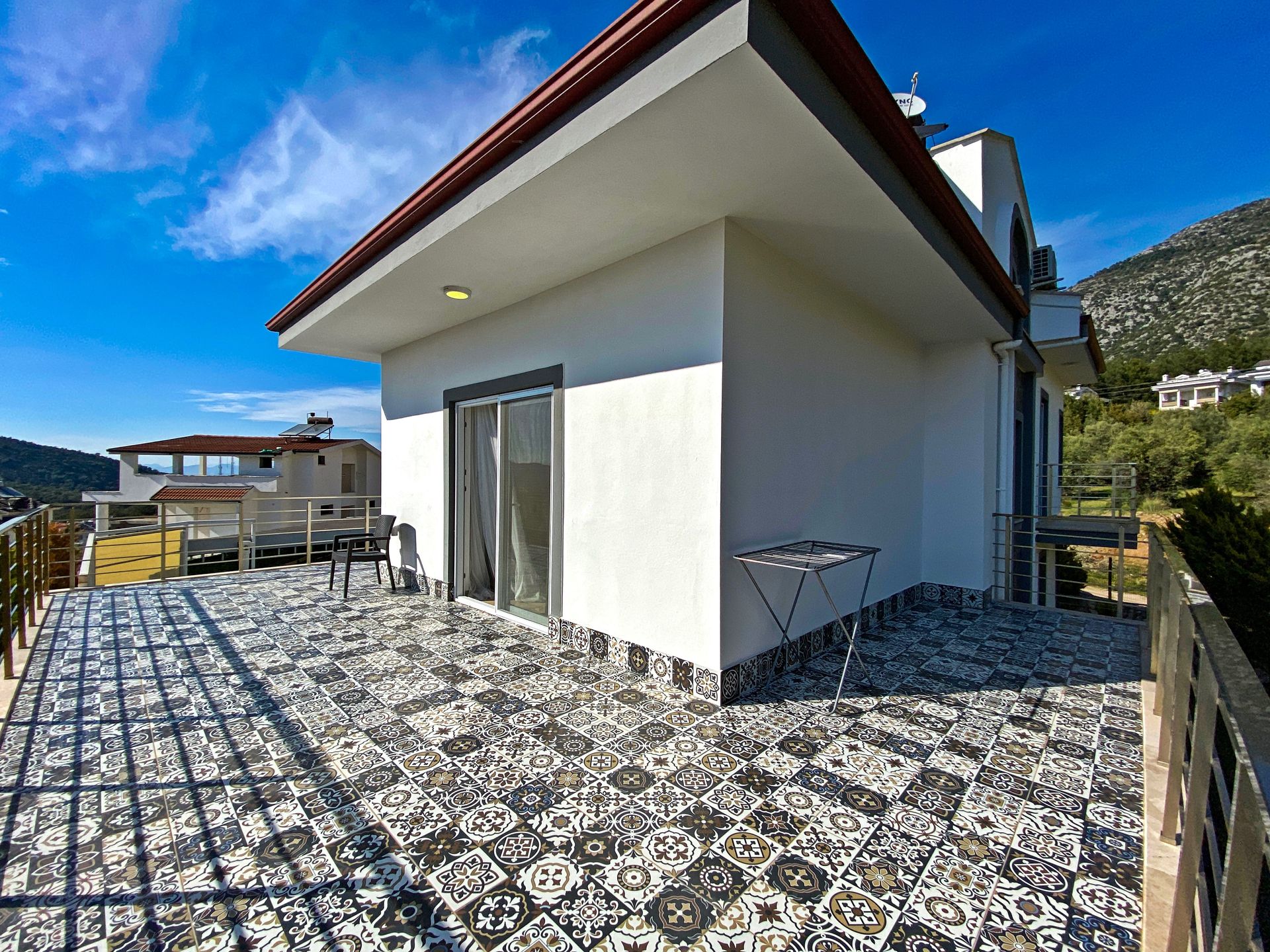Detached Villa near Mendos Mountains