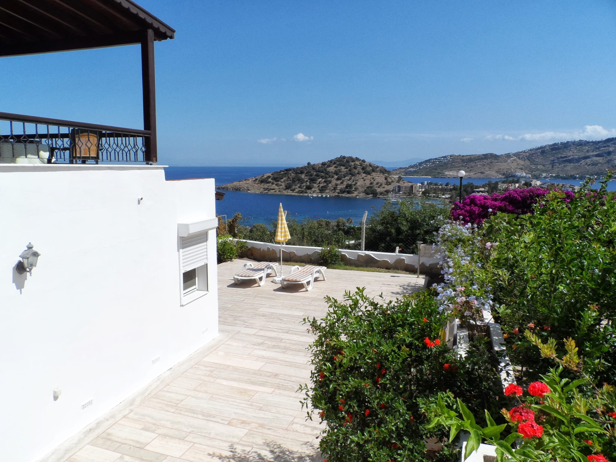 Private Villa with Stunning Views