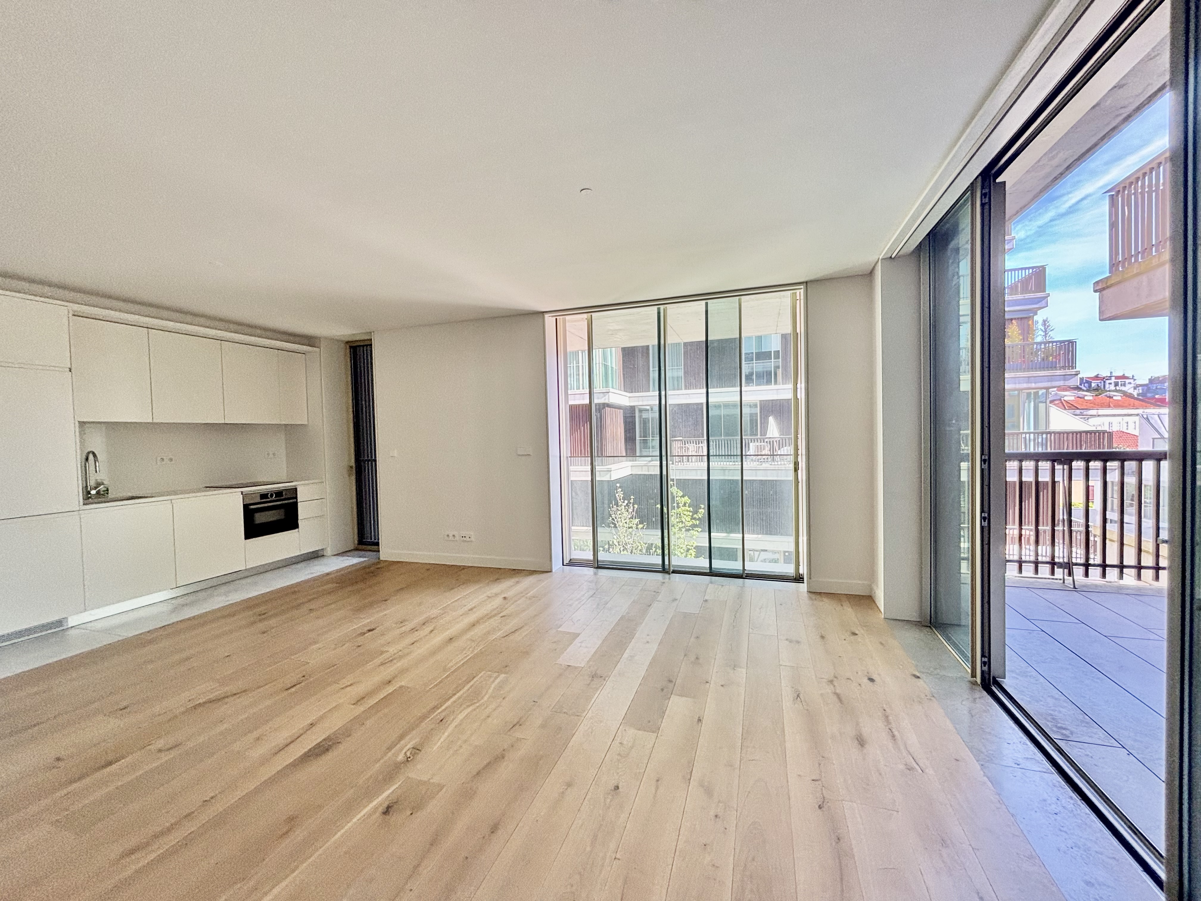 Spacious Apartment in Lisbon