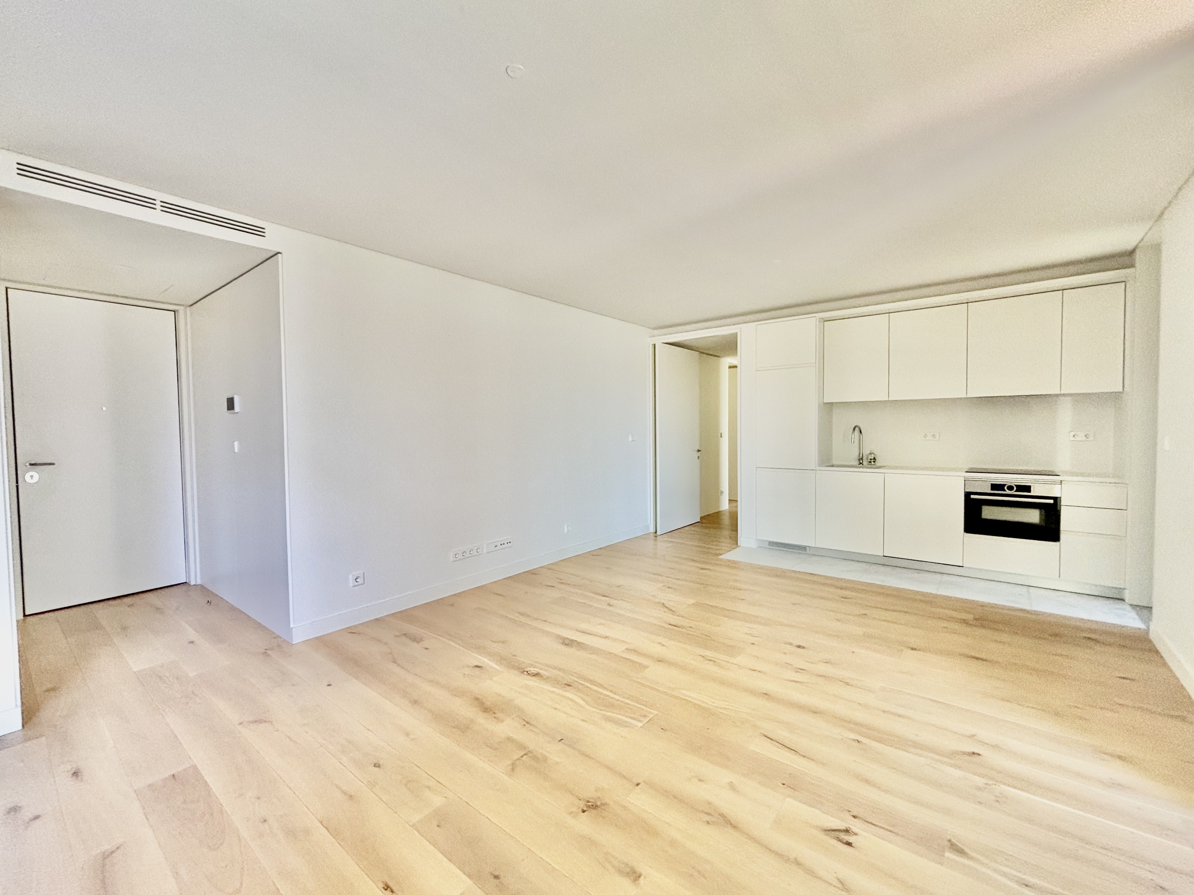 Spacious Apartment in Lisbon