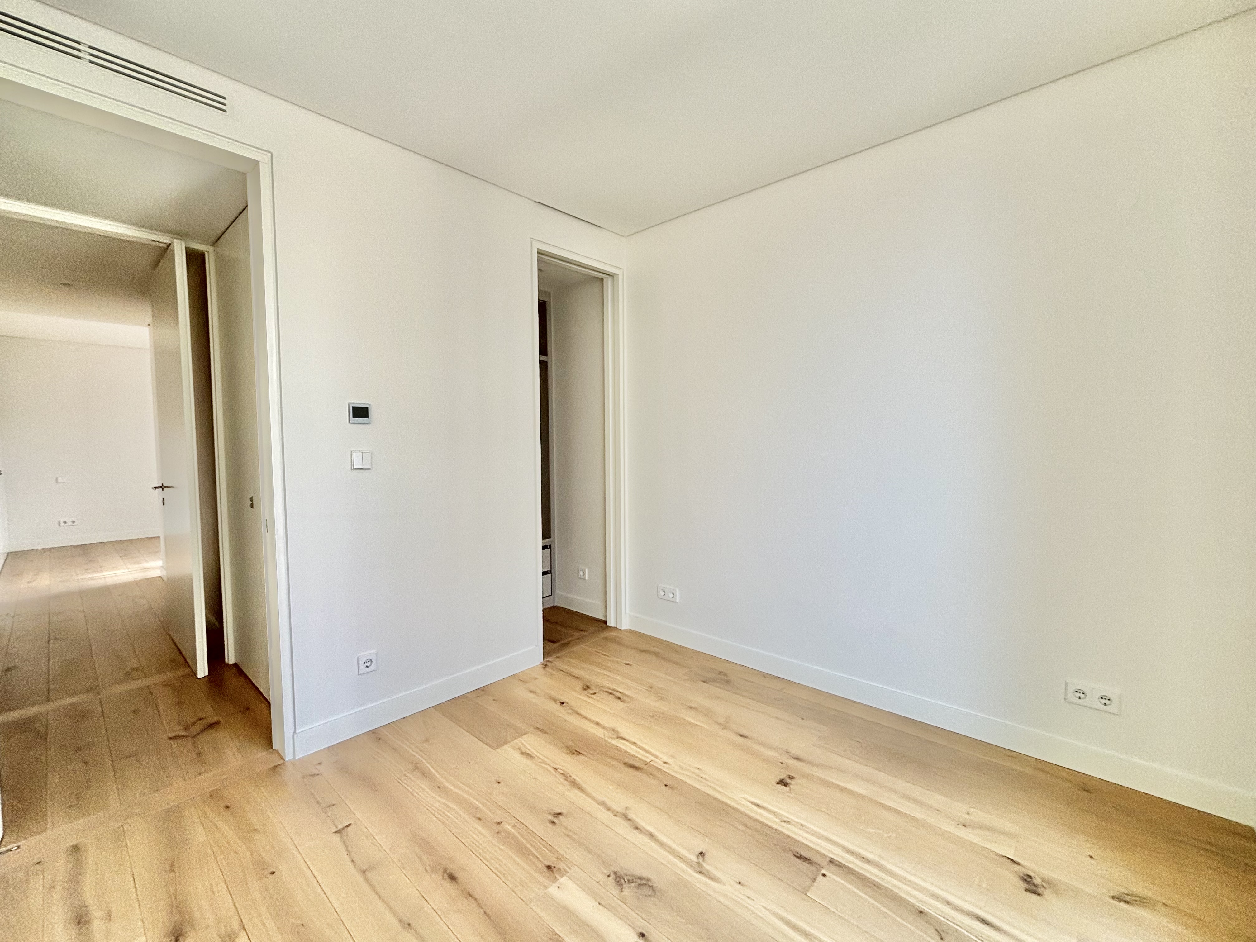 Spacious Apartment in Lisbon