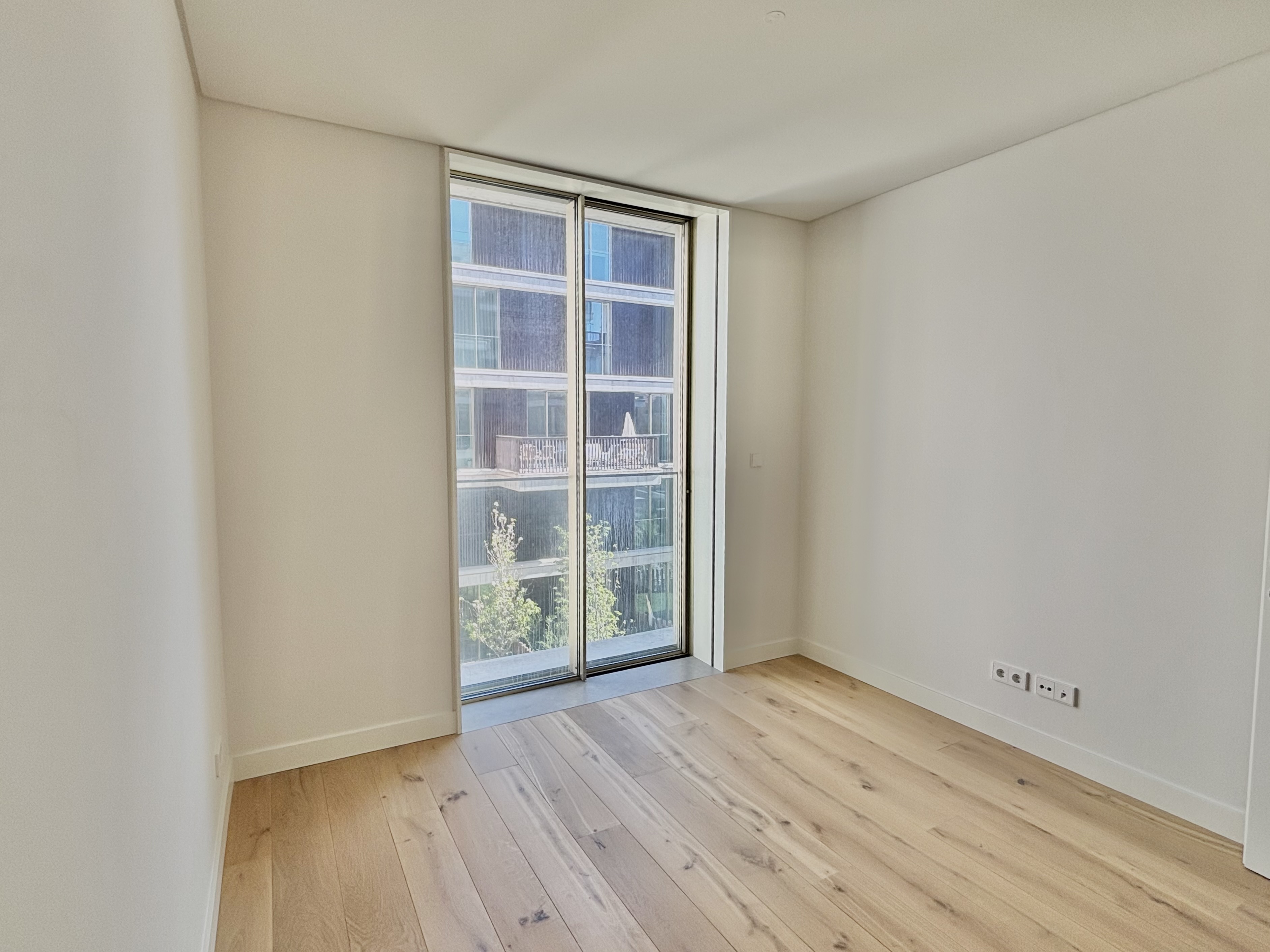 Spacious Apartment in Lisbon