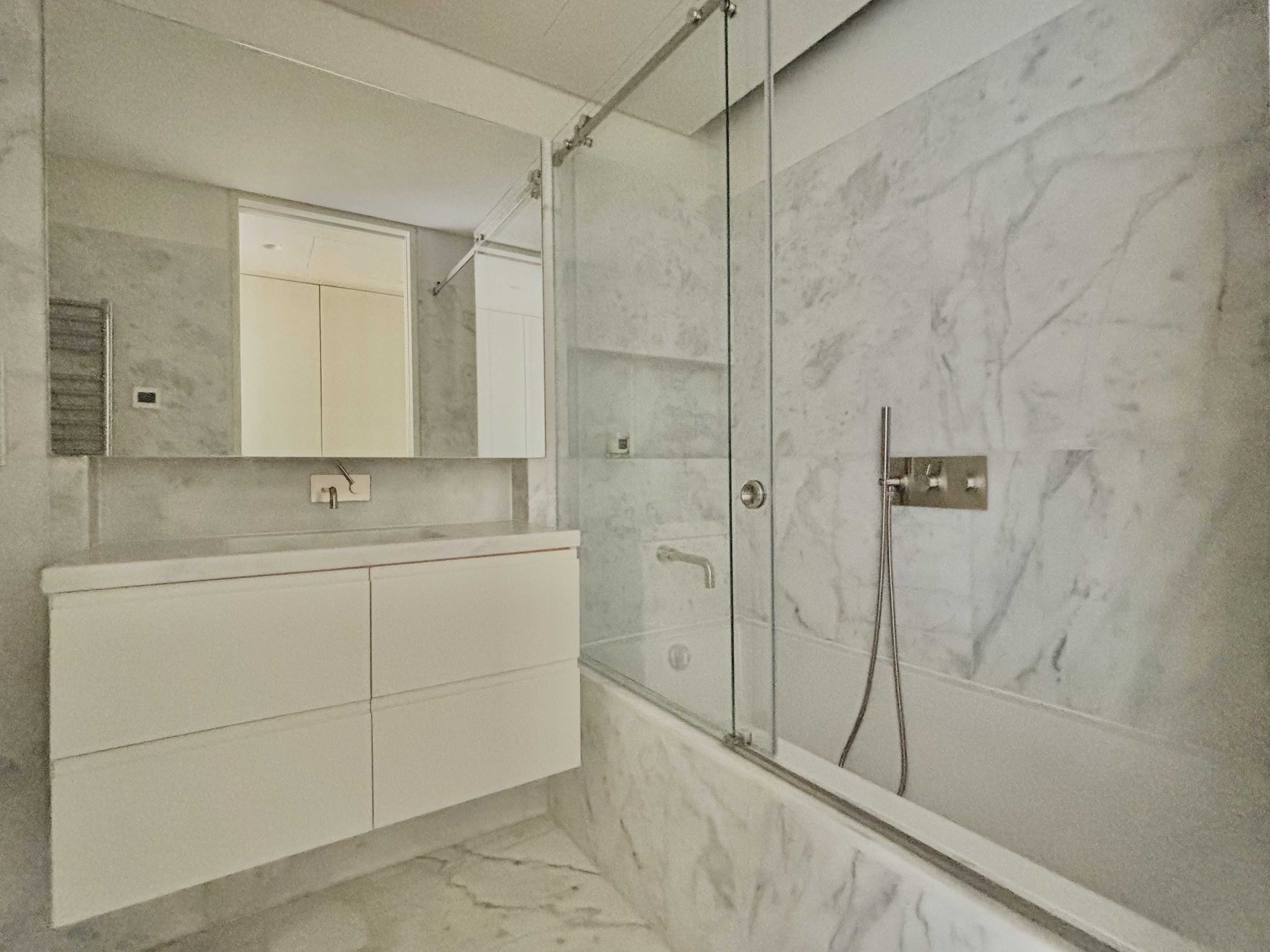 Spacious Apartment in Lisbon