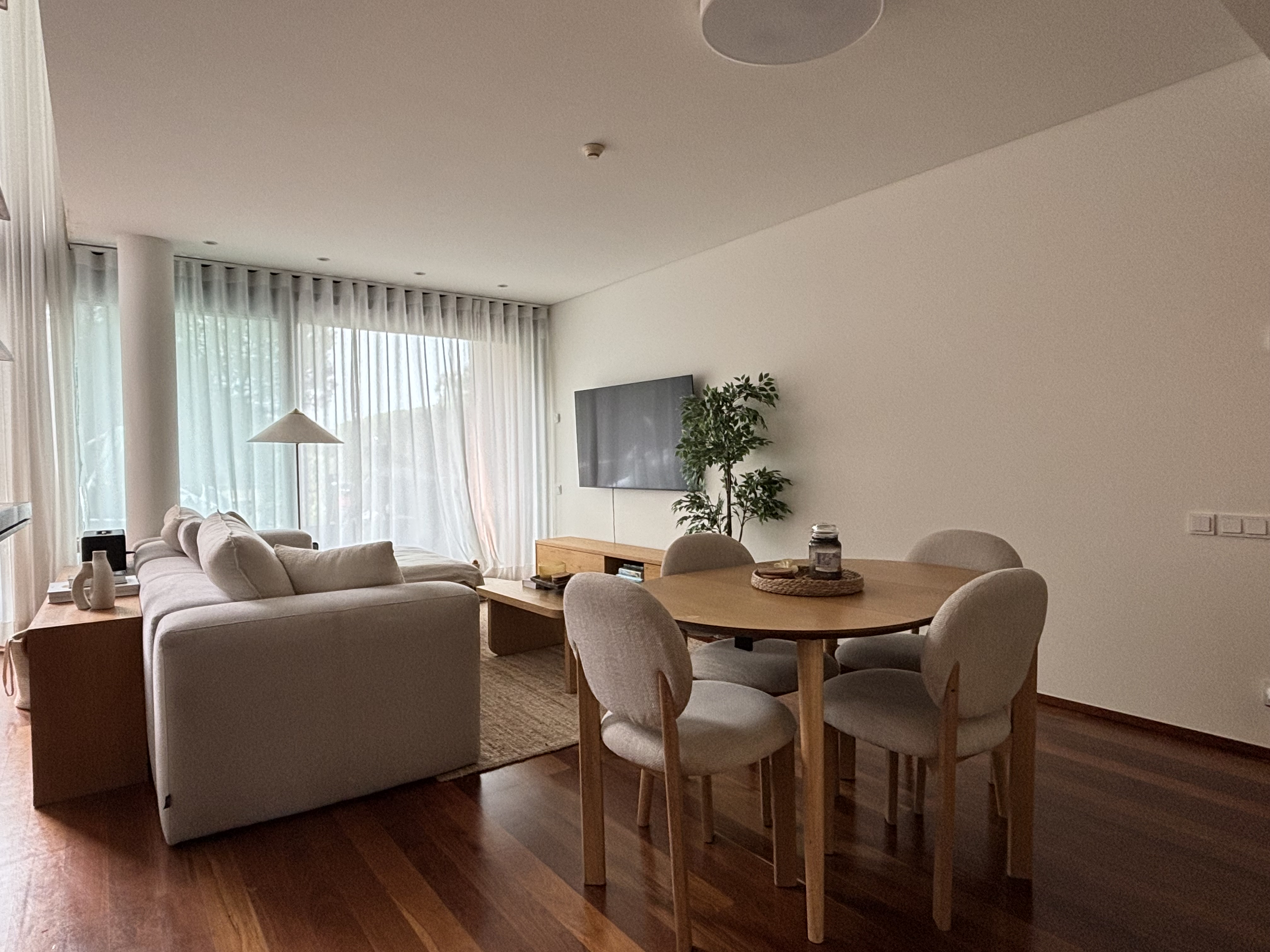 Contemporary Townhouse in Troia