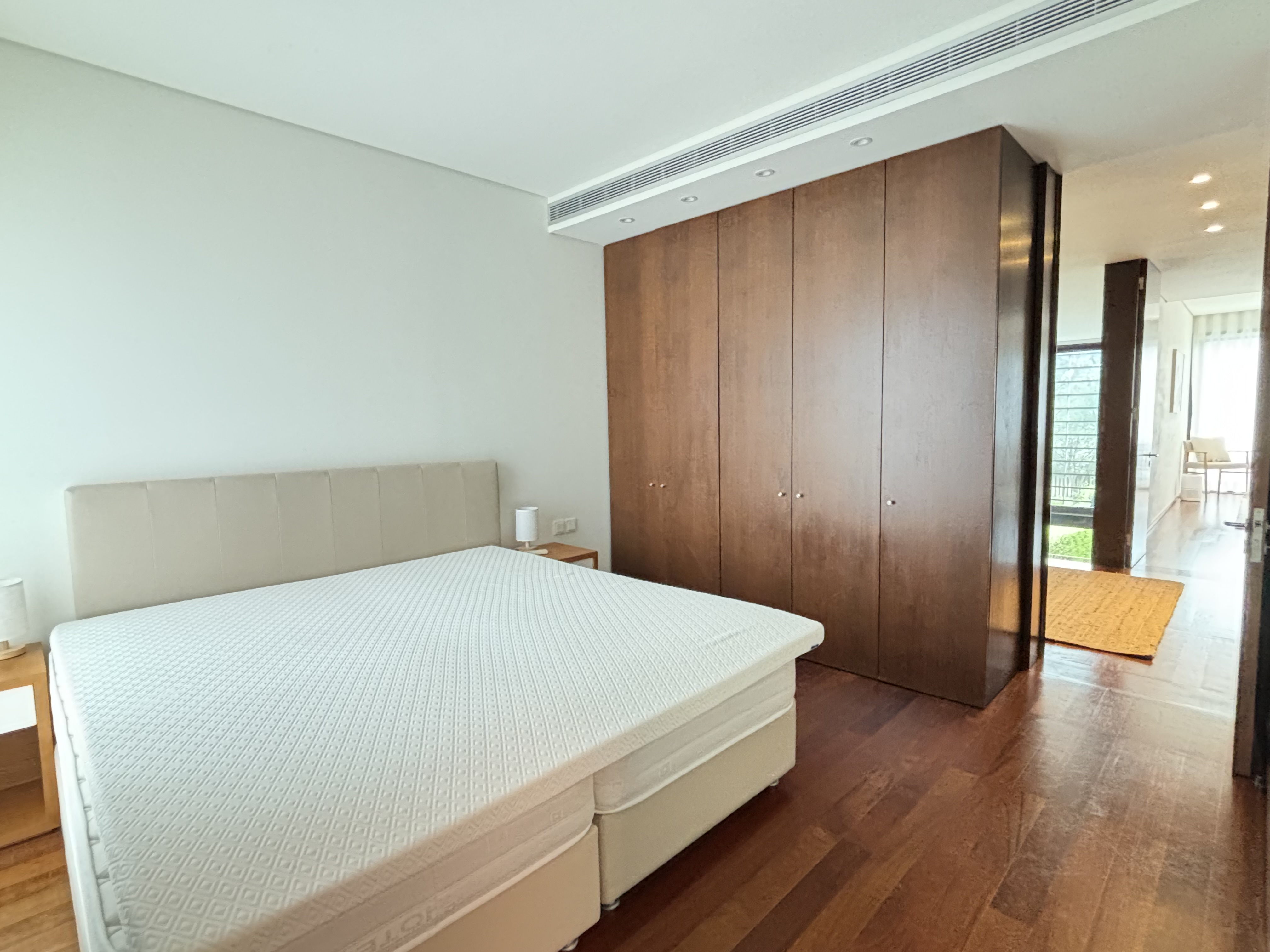 Contemporary Townhouse in Troia