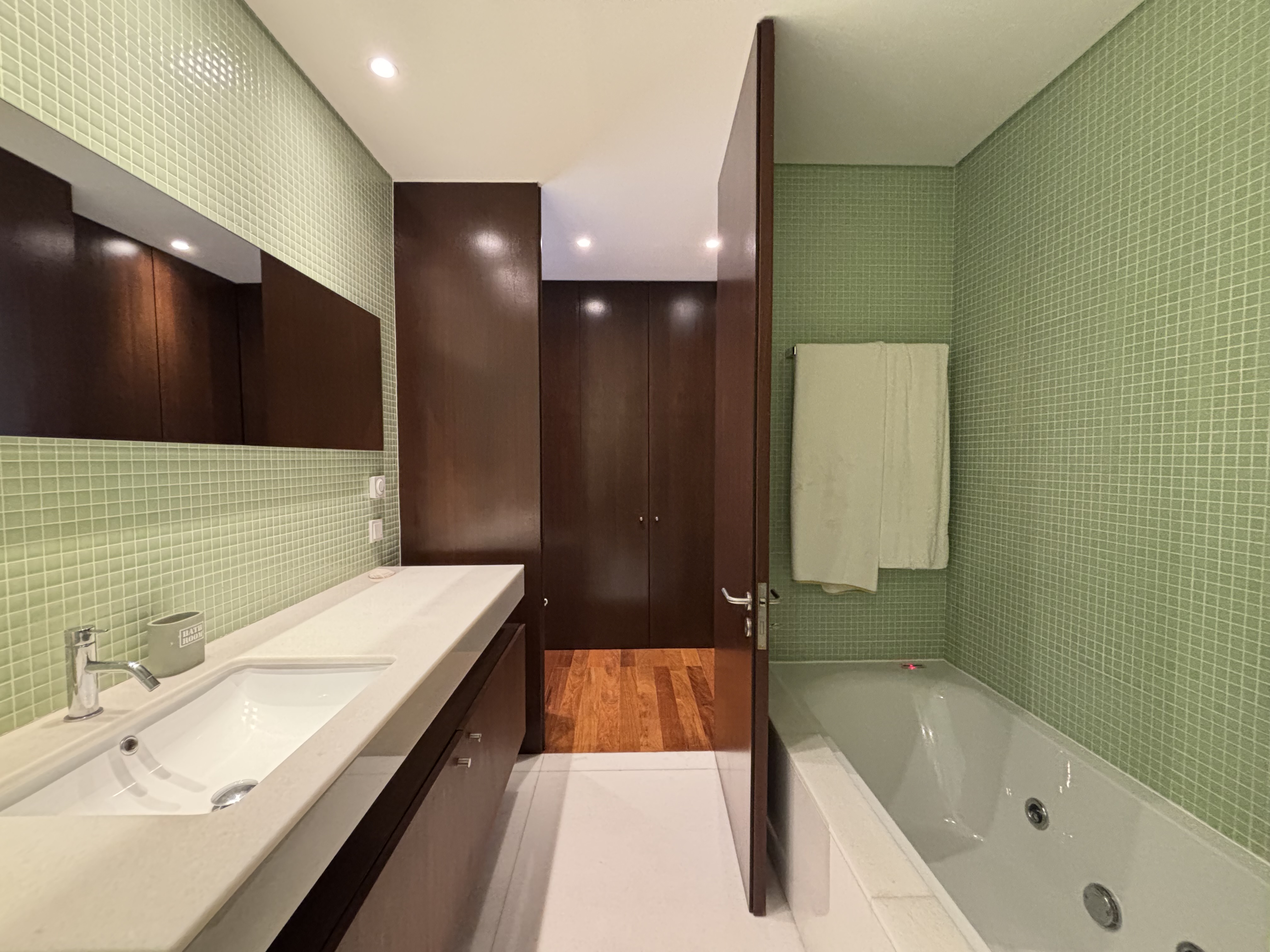 Contemporary Townhouse in Troia