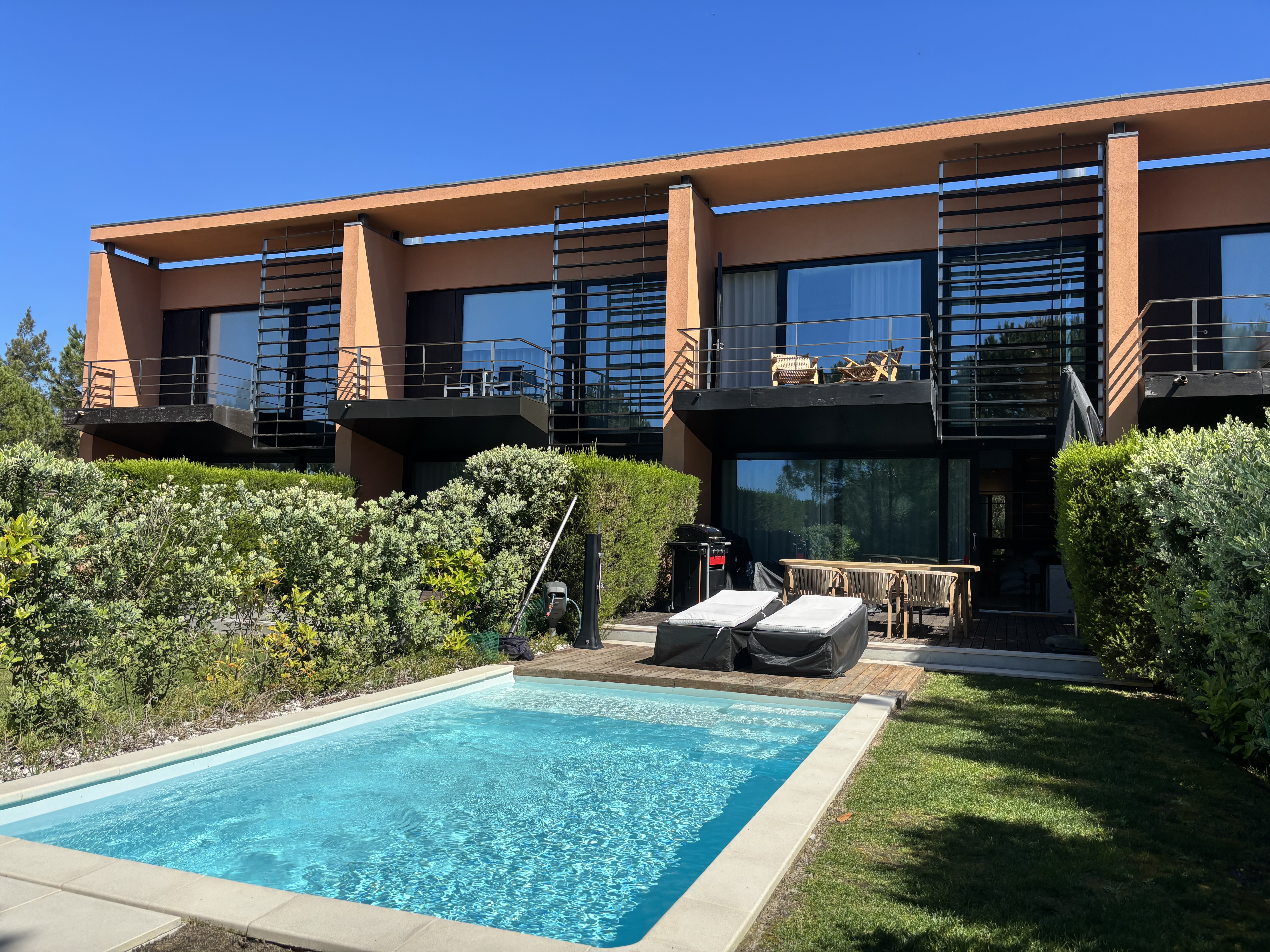 Contemporary Townhouse in Troia