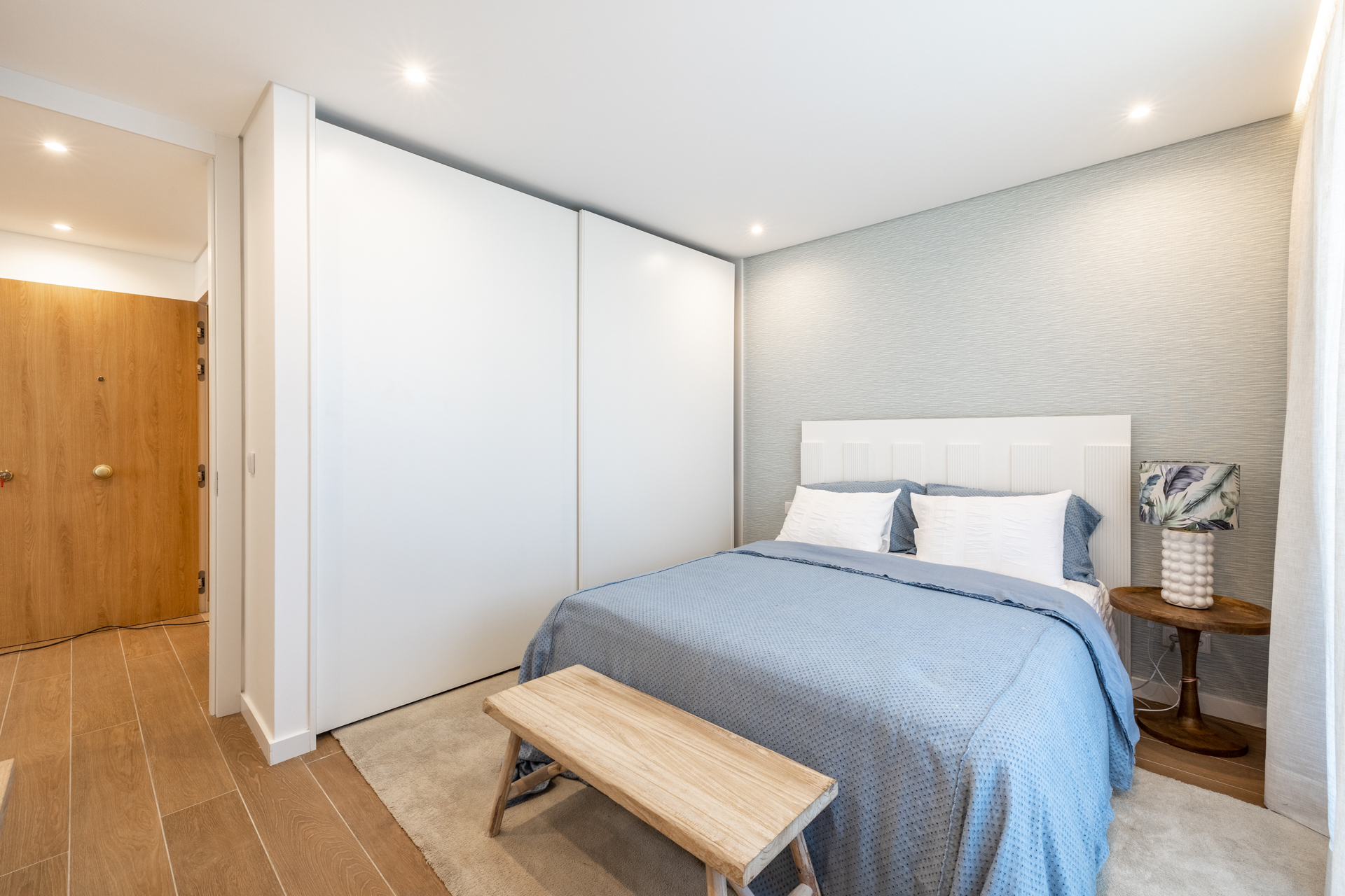 Private Condominium Apartment in Porto
