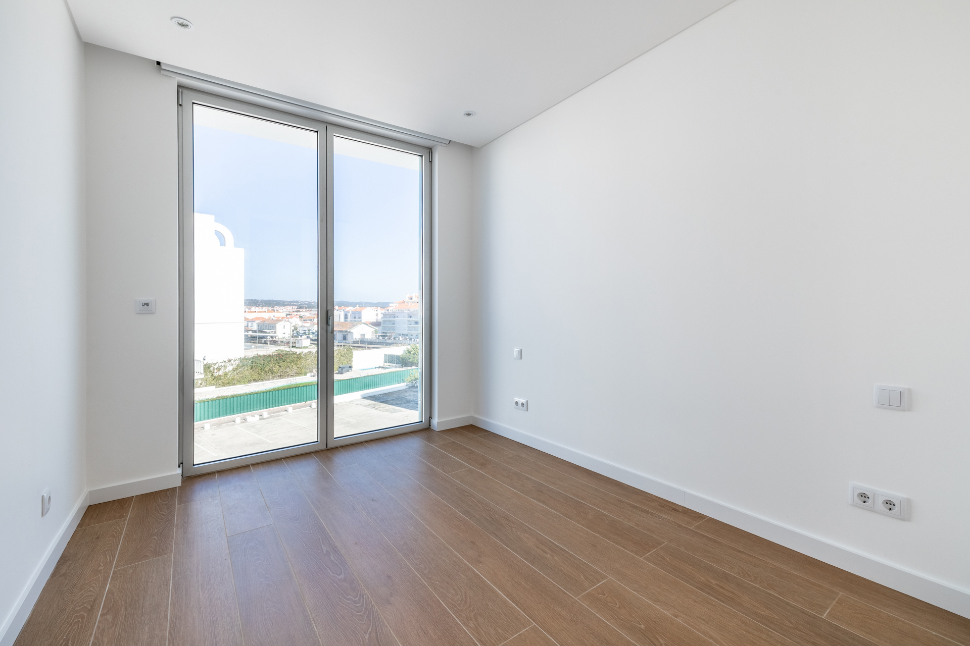 Private Condominium Apartment in Porto