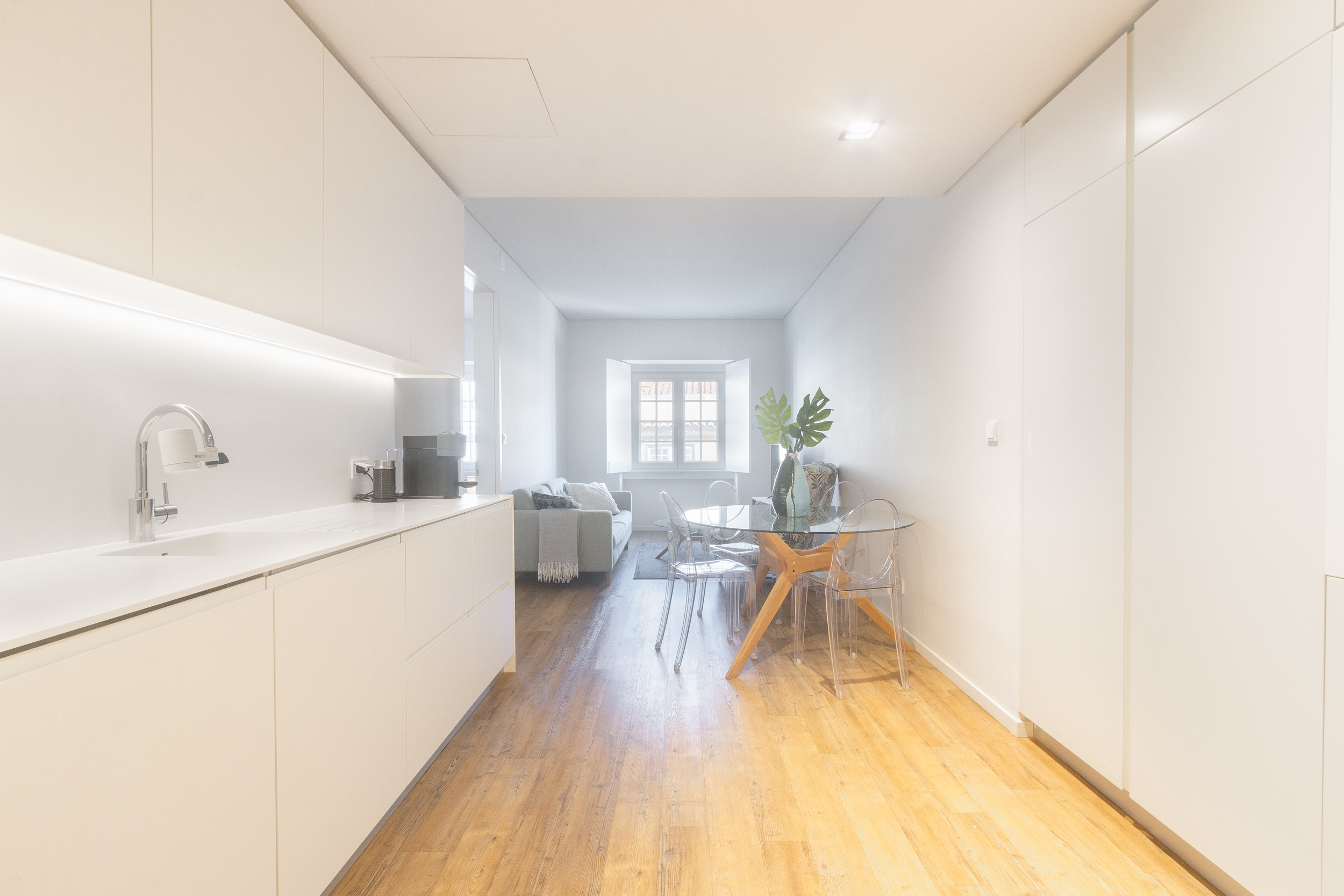 Central Location 2-Bedroom Apartment
