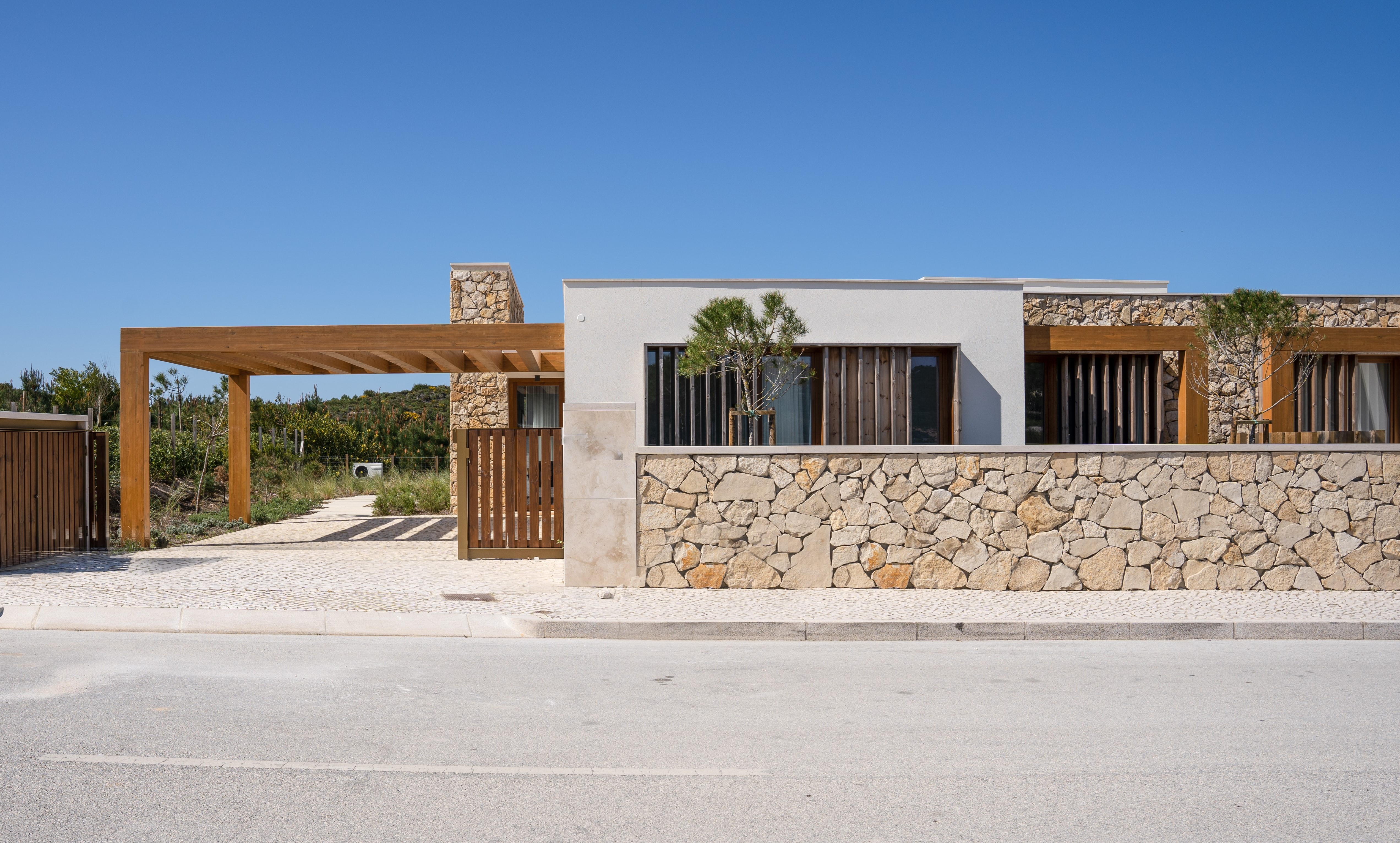 Semi-Detached Villa near the Beach