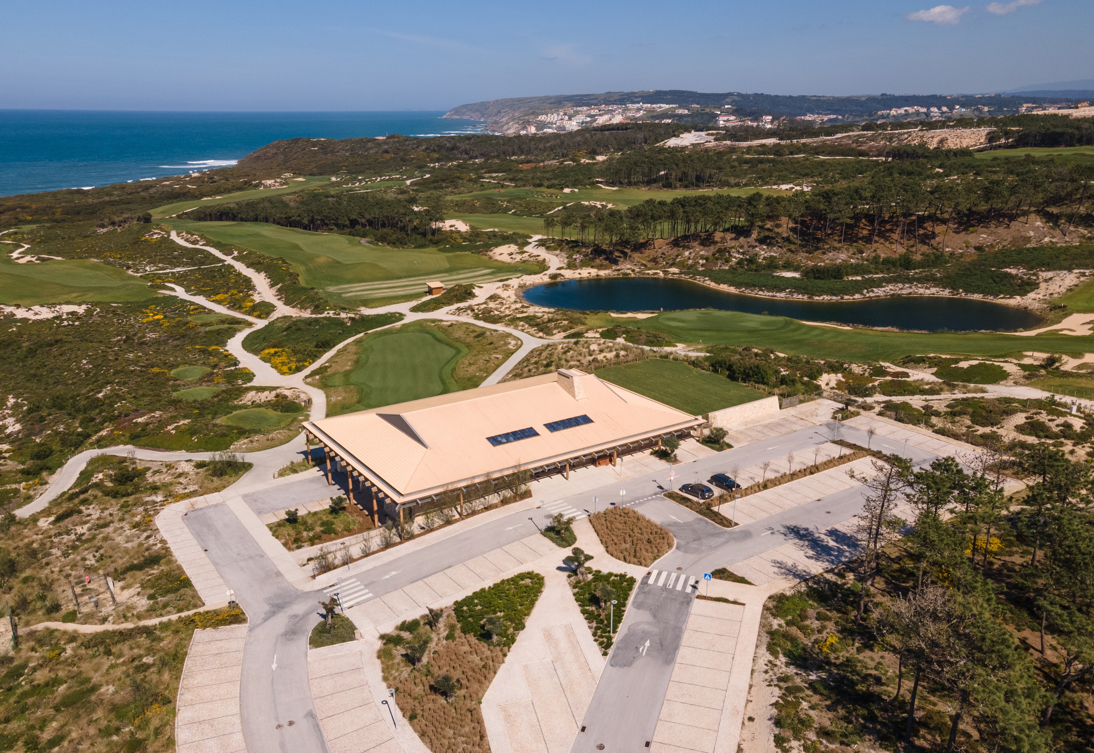 Semi-Detached Villa near the Beach