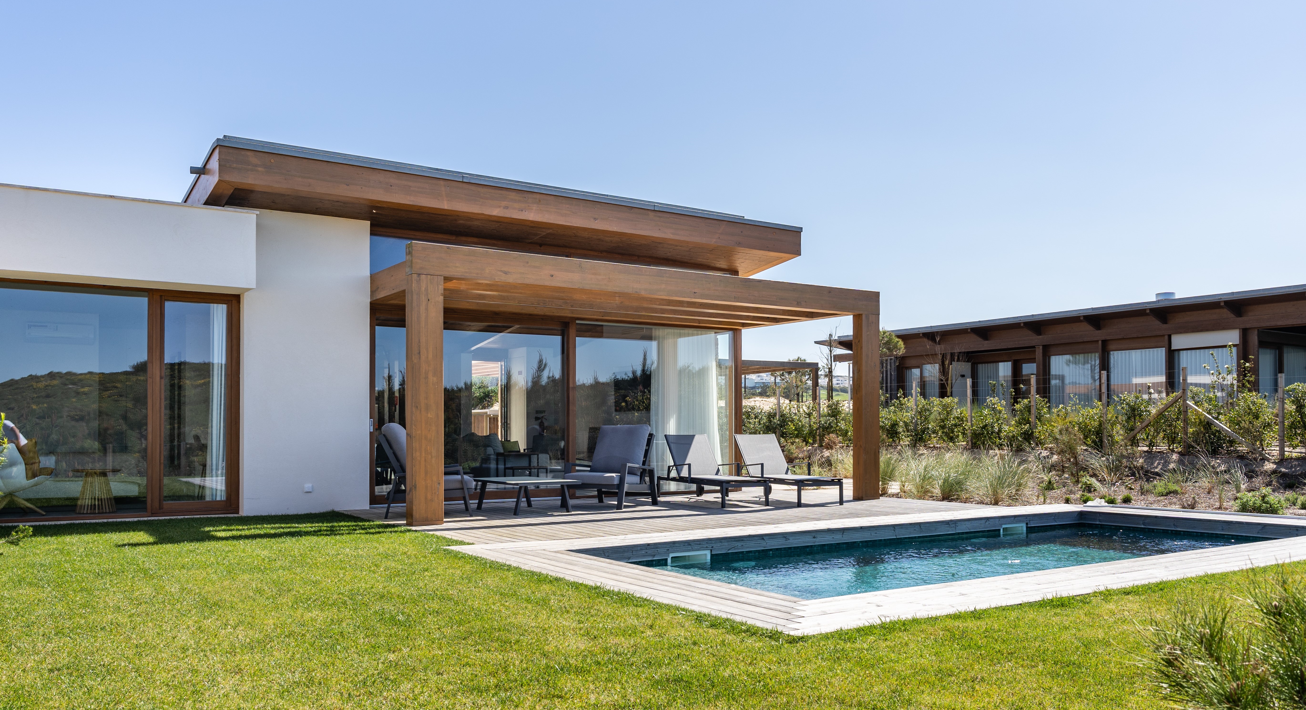 Semi-Detached Villa near the Beach