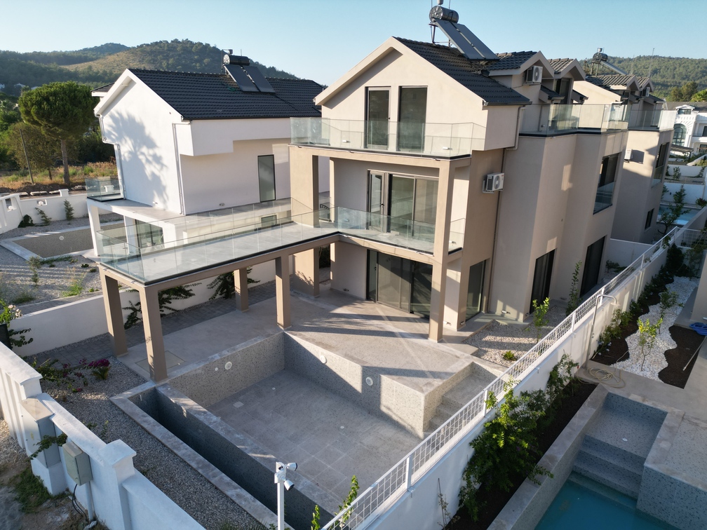 Modern Detached Villa in Ovacik