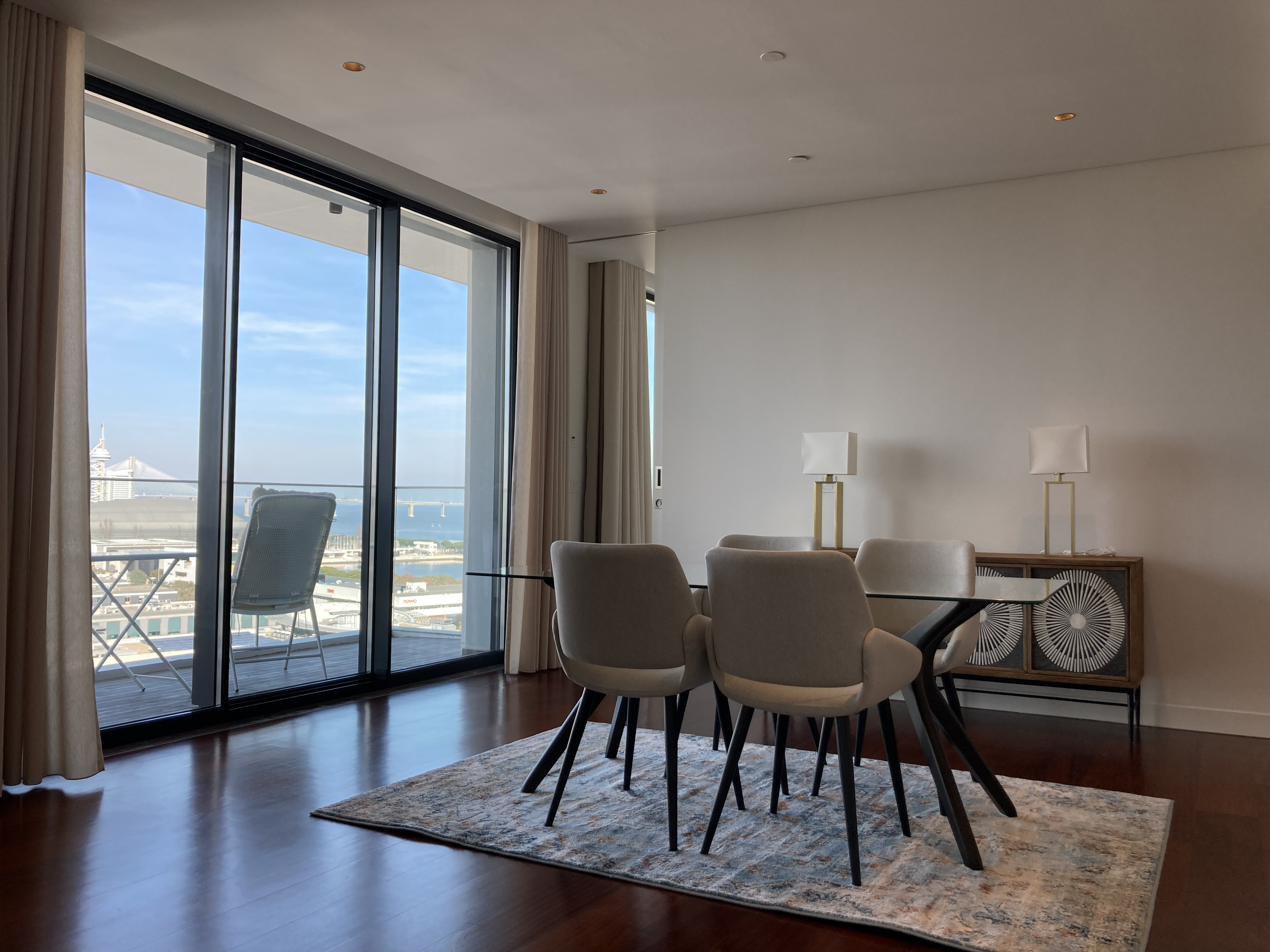 Luxury Apartment with River View