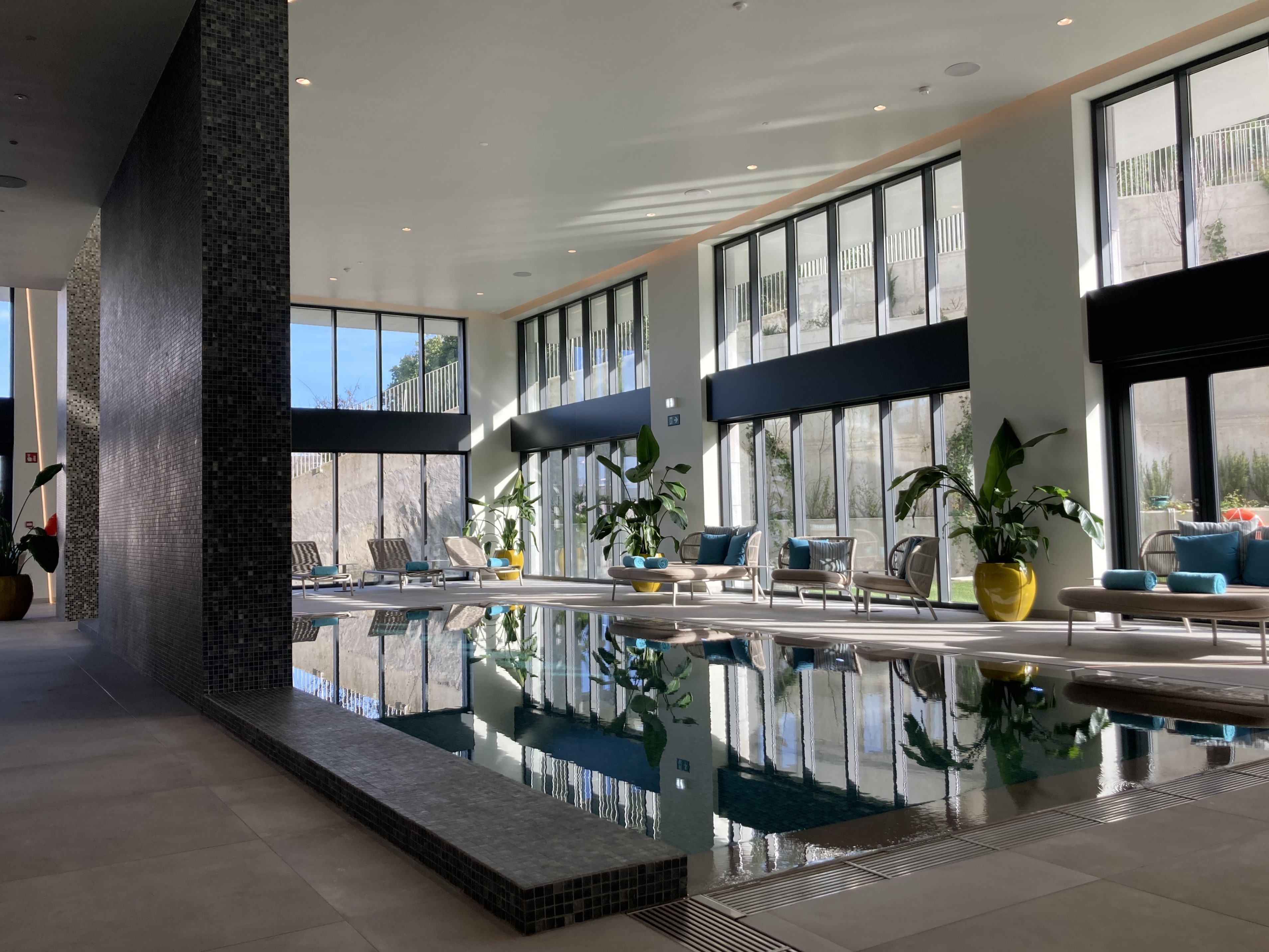 Luxury Apartment with River View