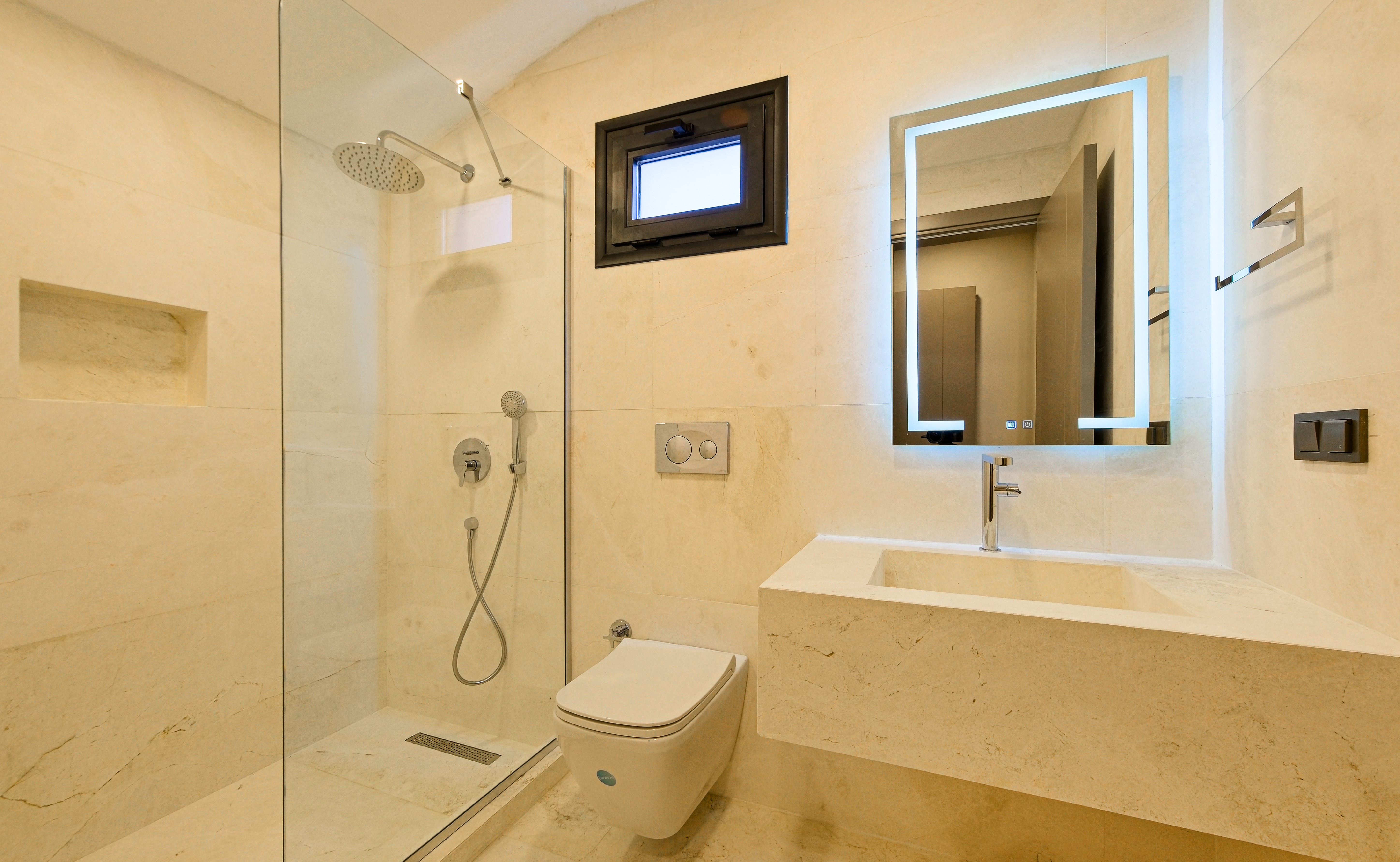 Stylish Modern Villa in Oludeniz