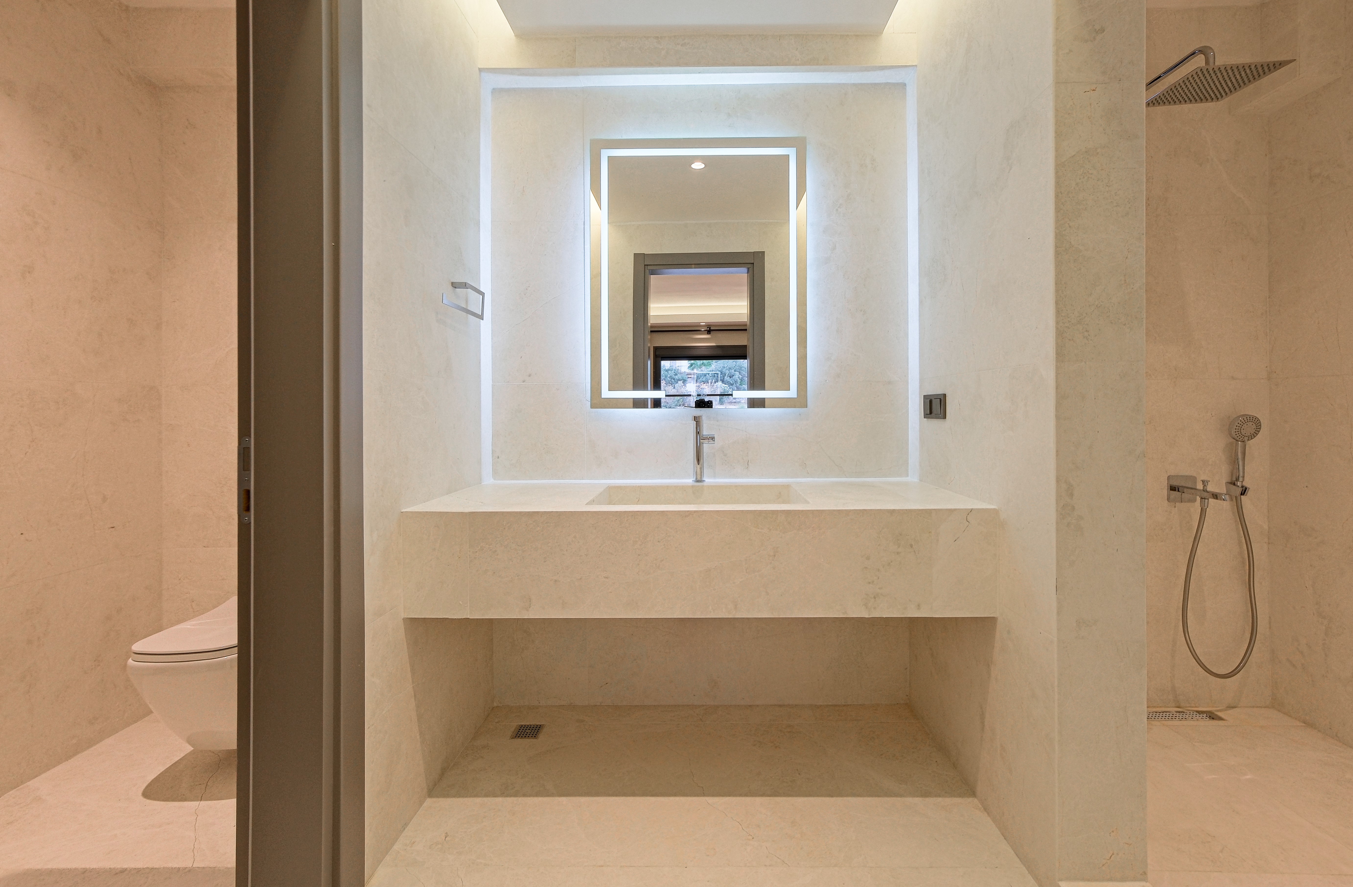 Stylish Modern Villa in Oludeniz