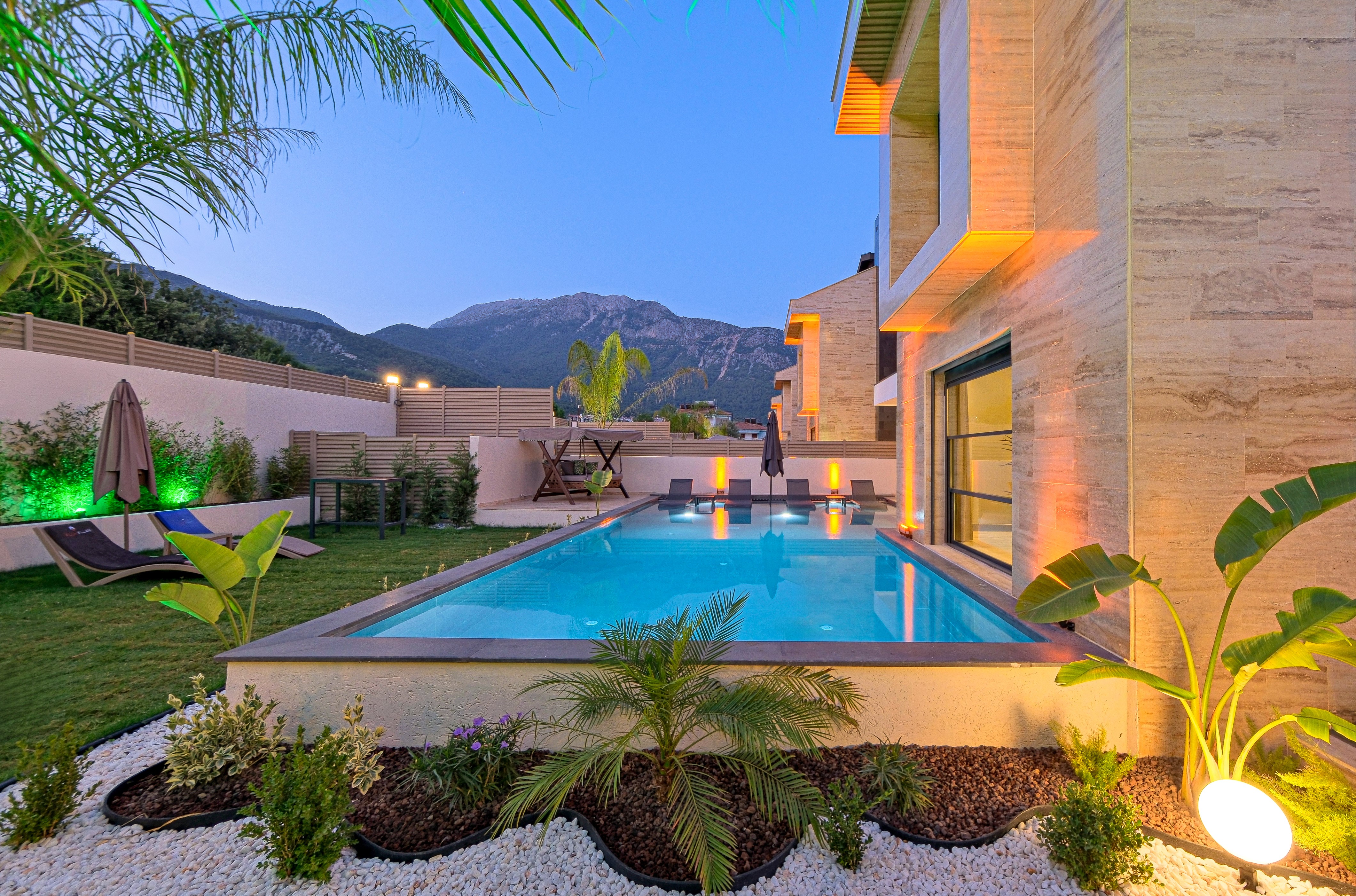 Stylish Modern Villa in Oludeniz