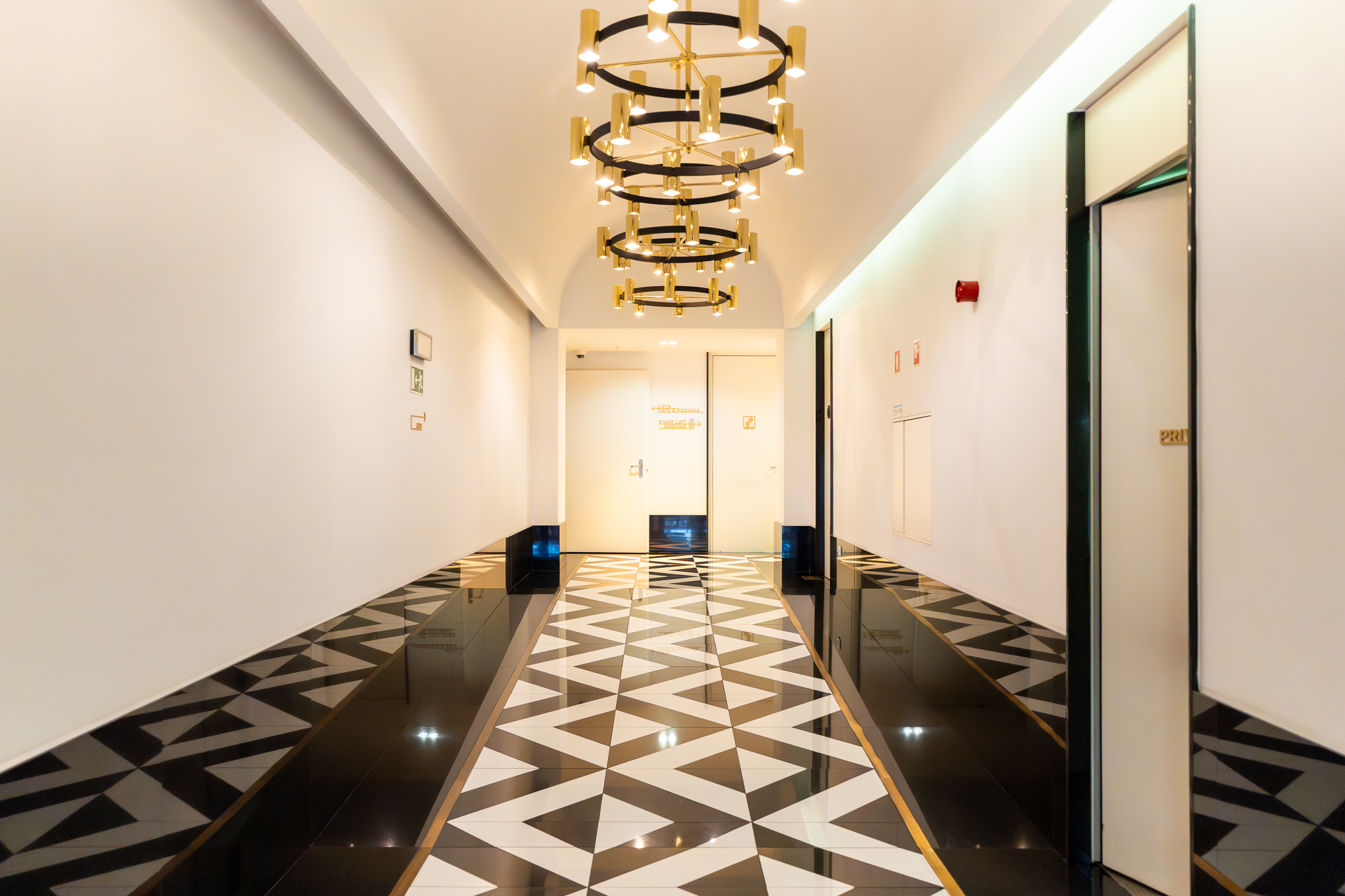 Furnished One-Bedroom Apartment in Lisbon