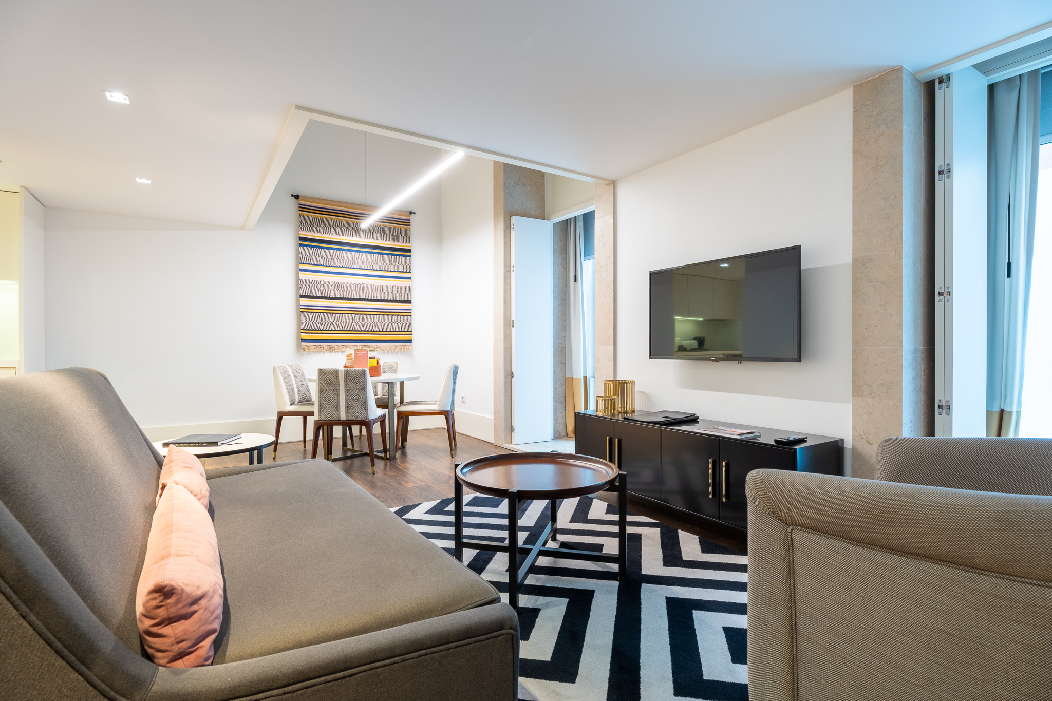 Furnished One-Bedroom Apartment in Lisbon