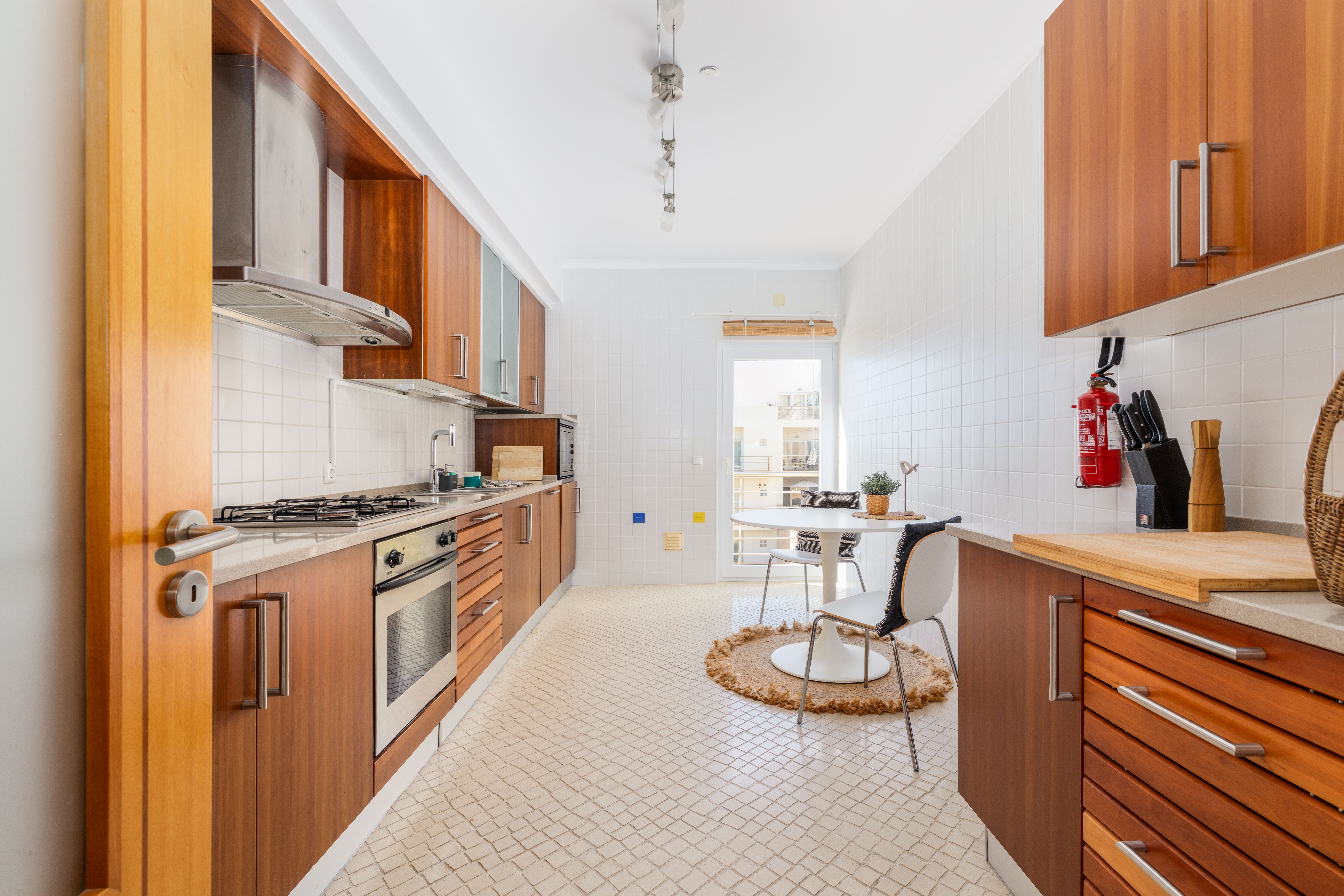 3-Bedroom Apartment with Terrace 