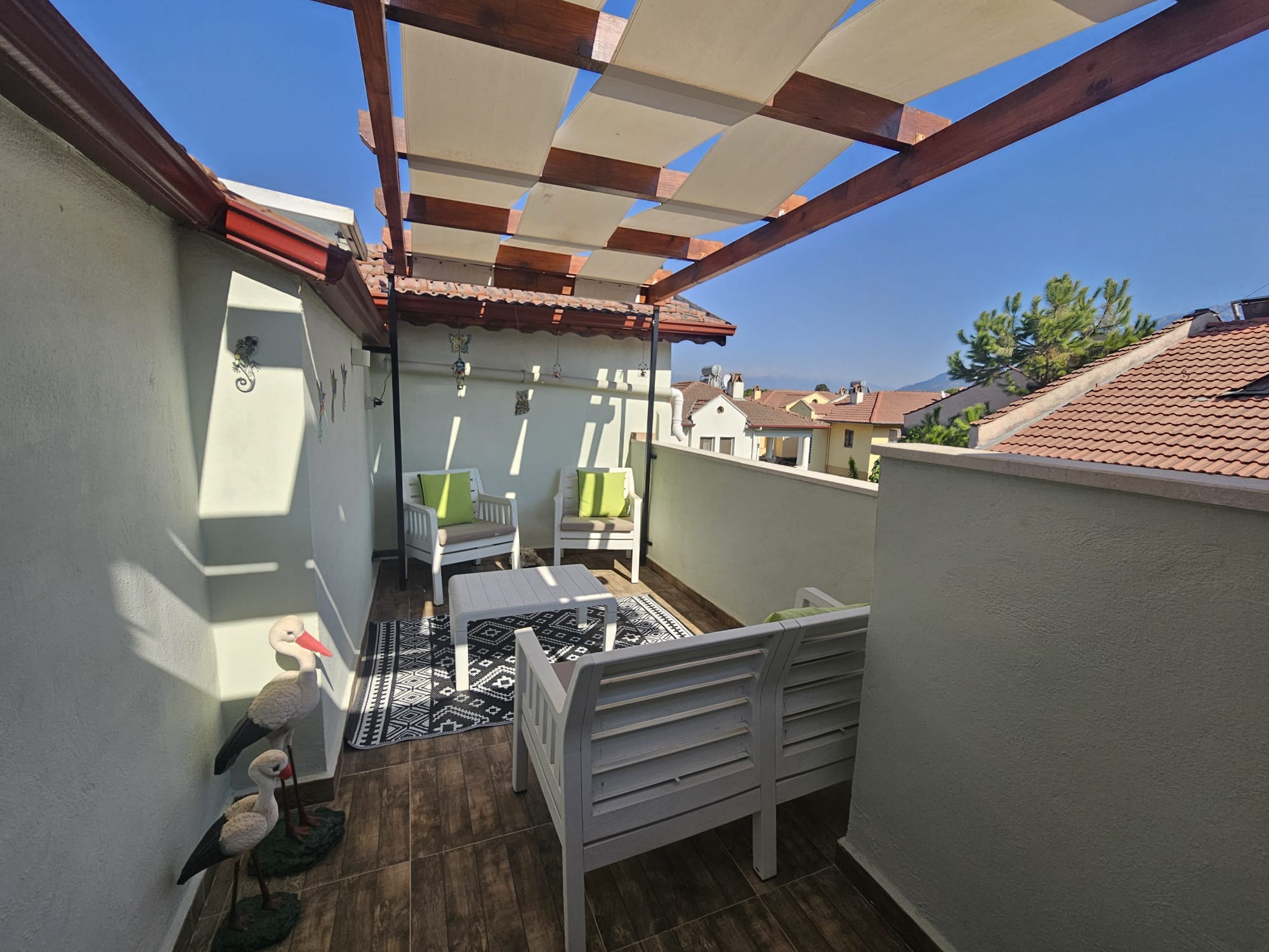 Spacious Duplex in Calis