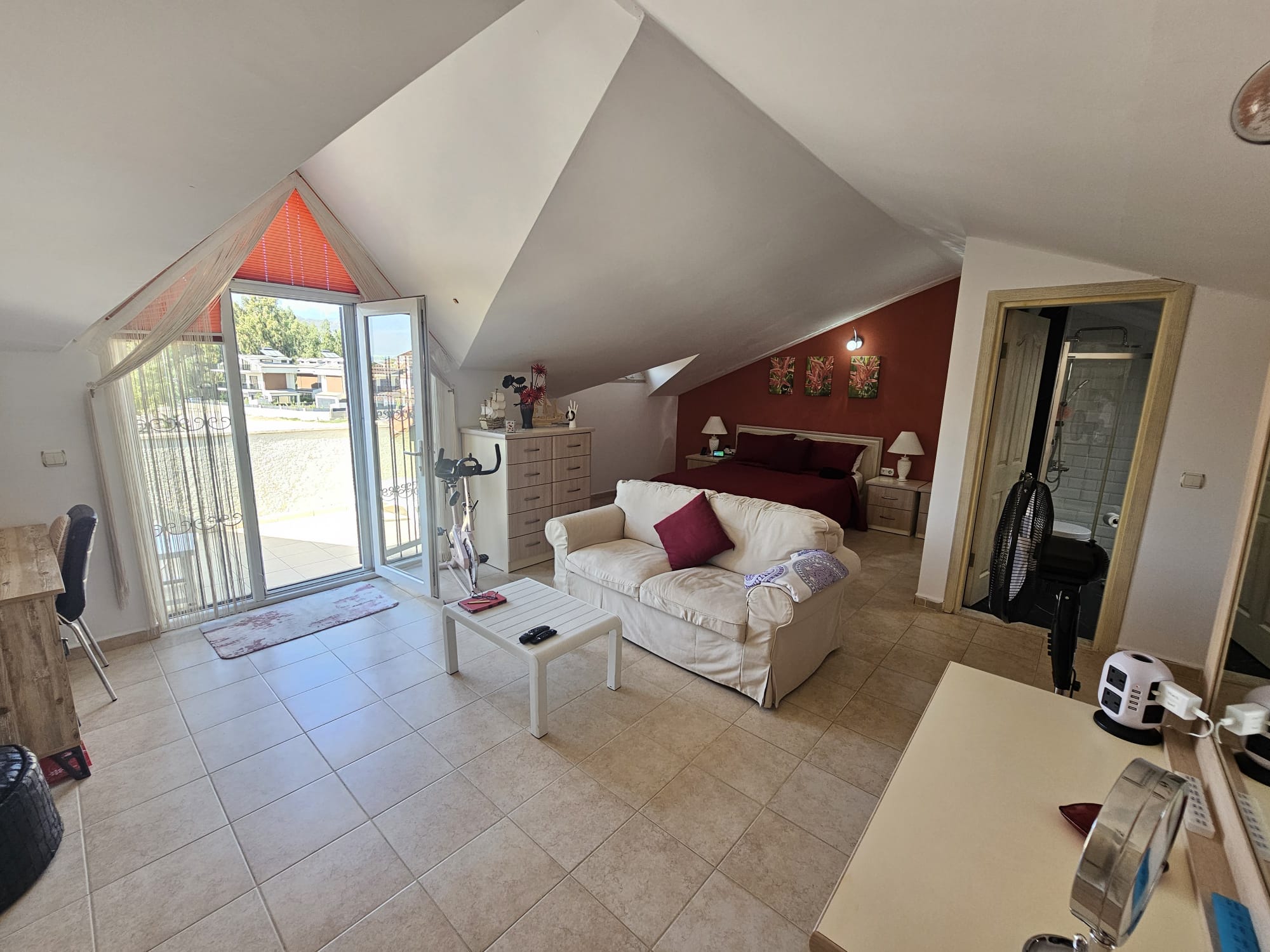 Spacious Duplex in Calis