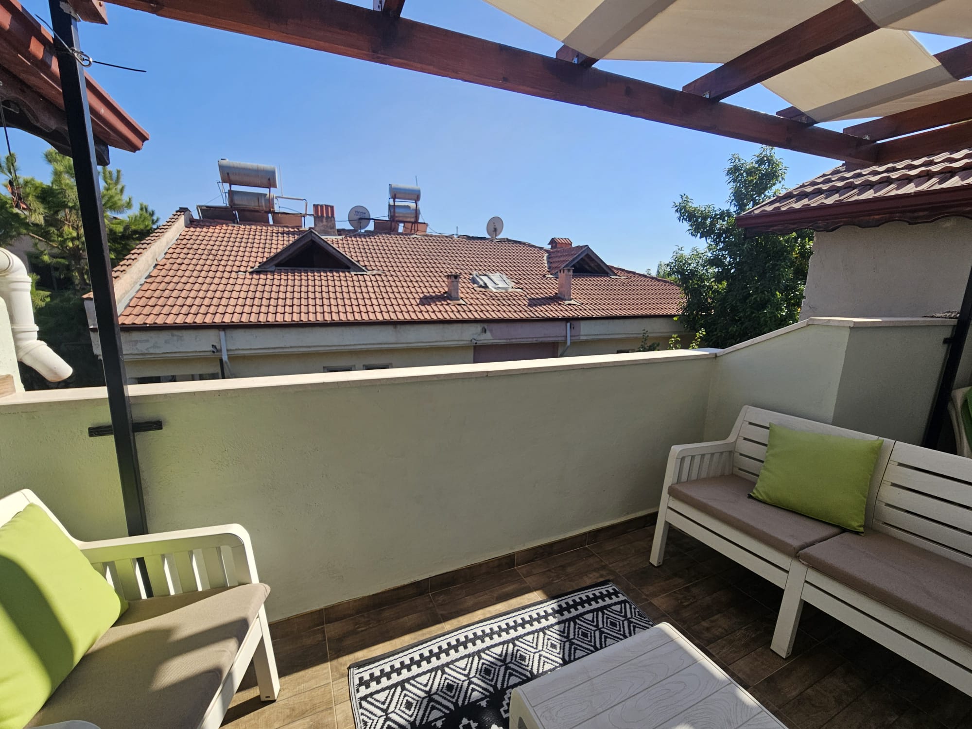 Spacious Duplex in Calis